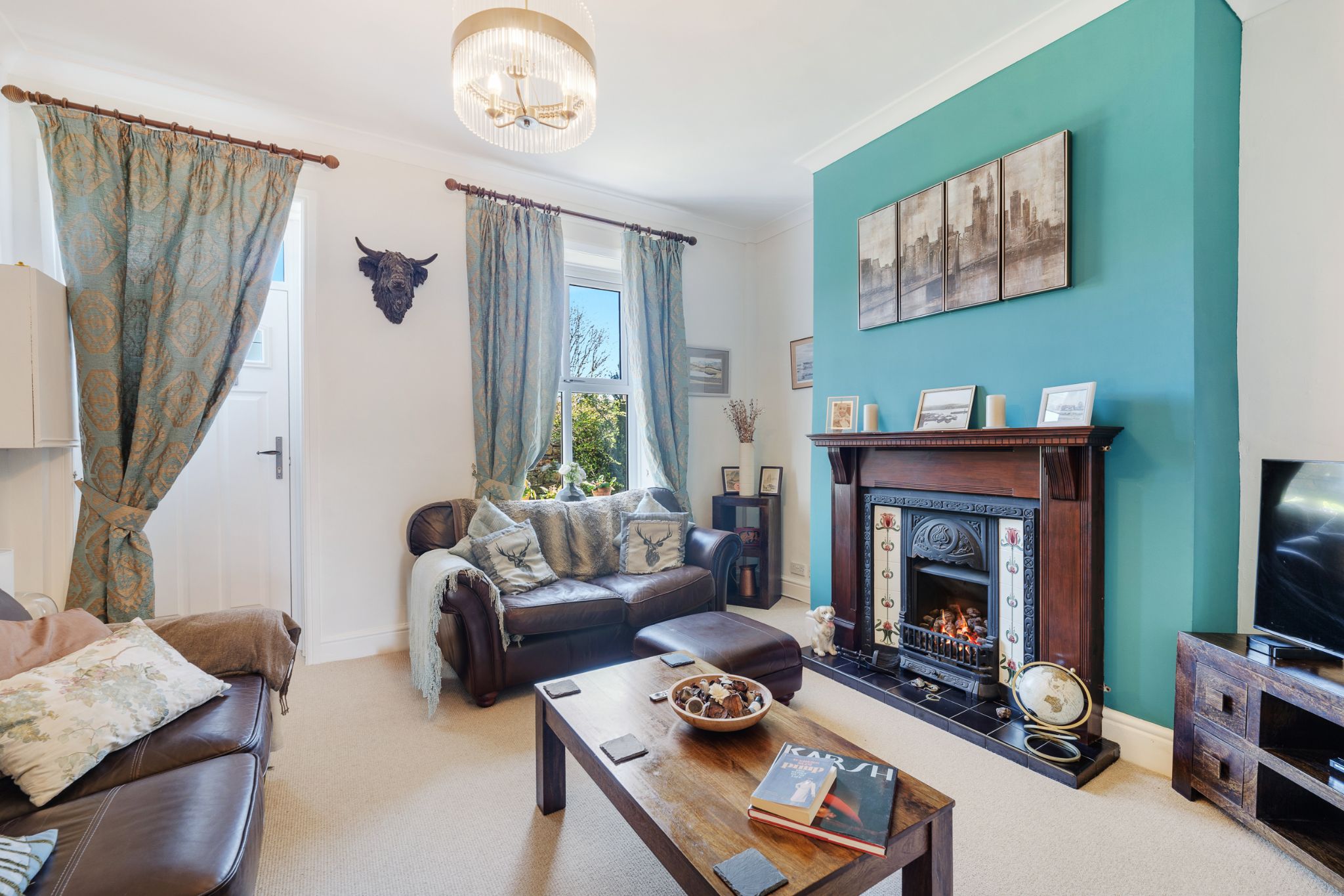 2 bedroom mid terraced house Sale Agreed in Bolton - Photograph 4.