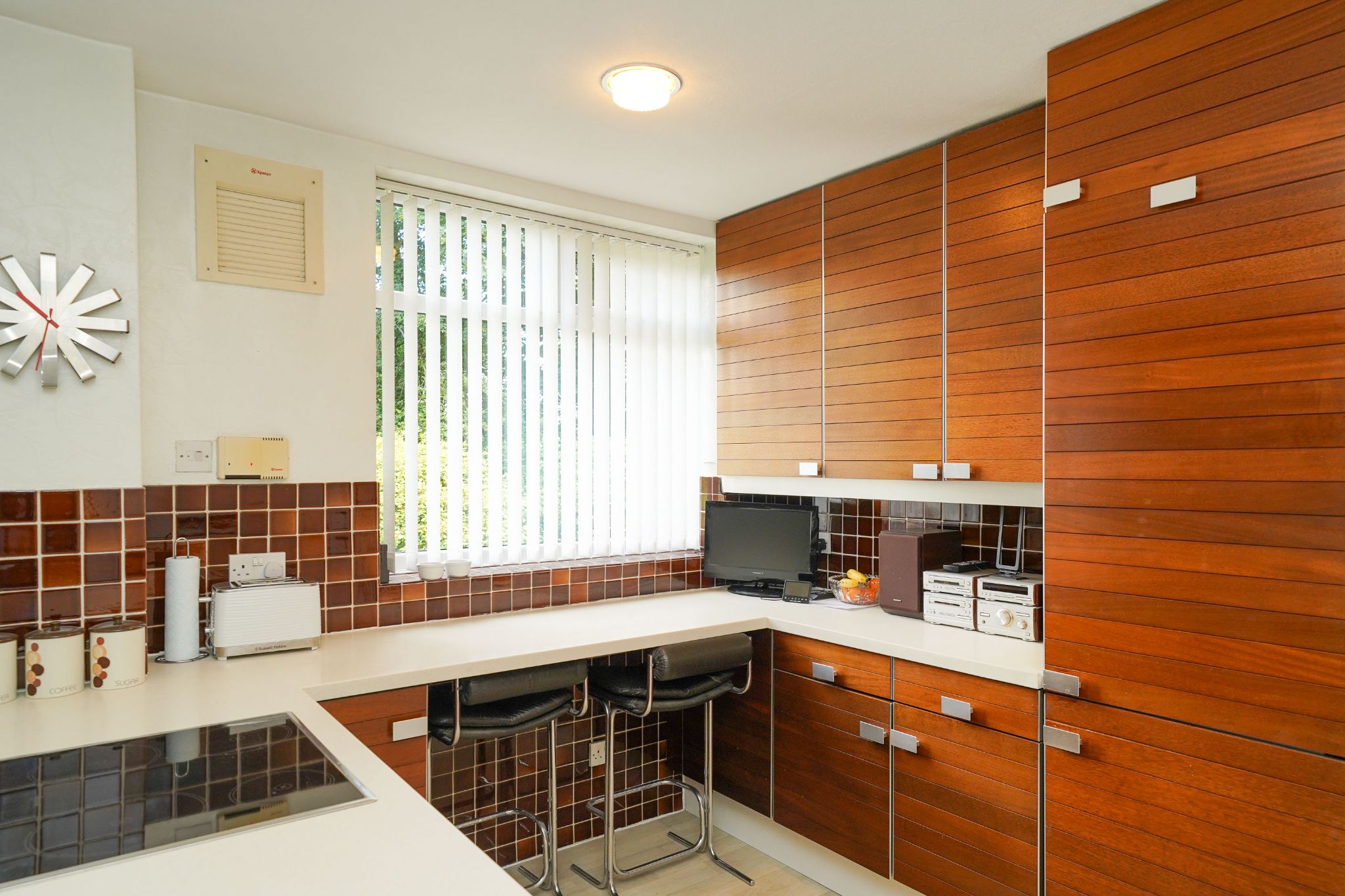 3 bedroom semi-detached house Sold in Bolton - Photograph 27.