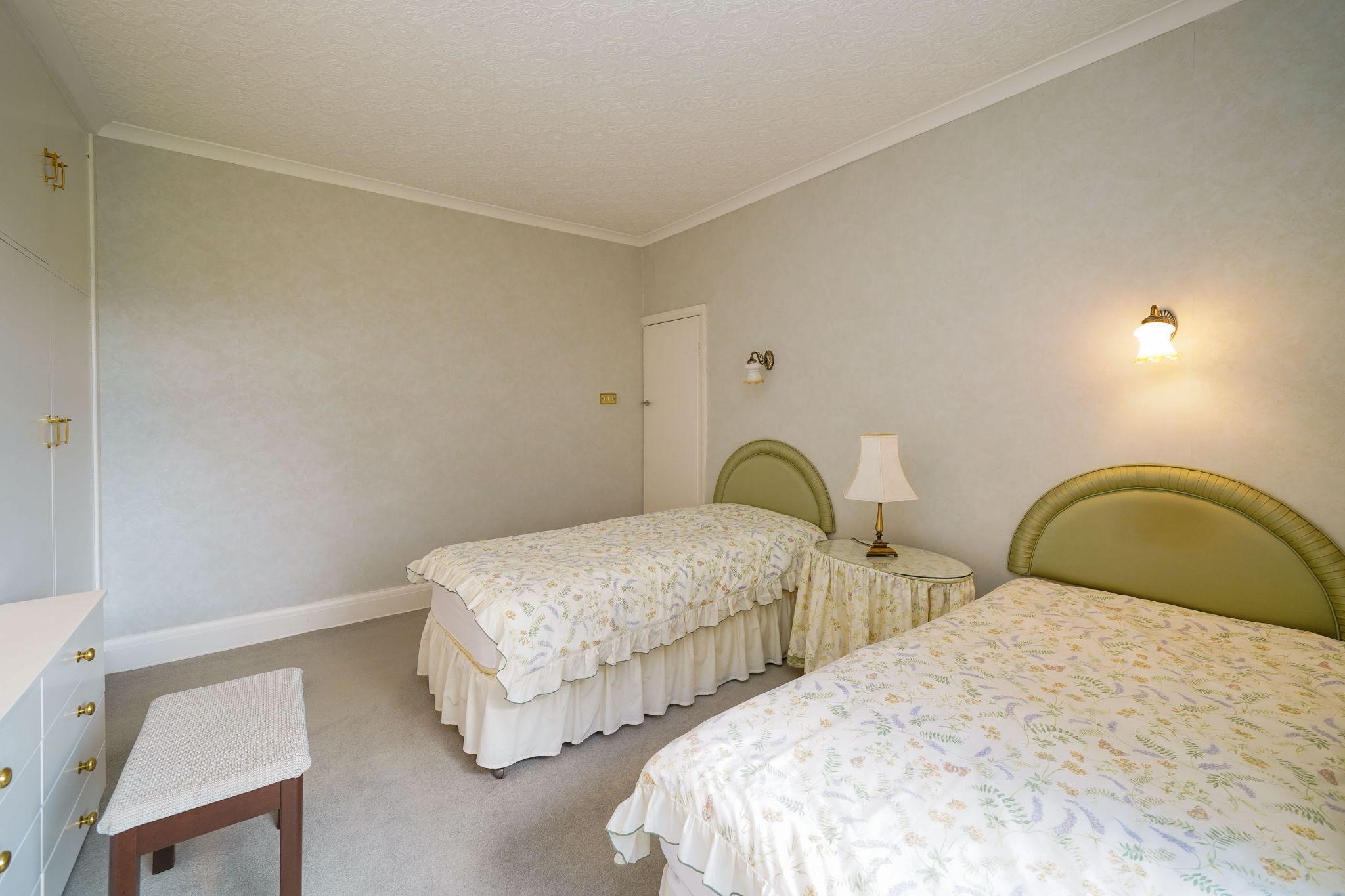 3 bedroom semi-detached house Sold in Bolton - Photograph 39.