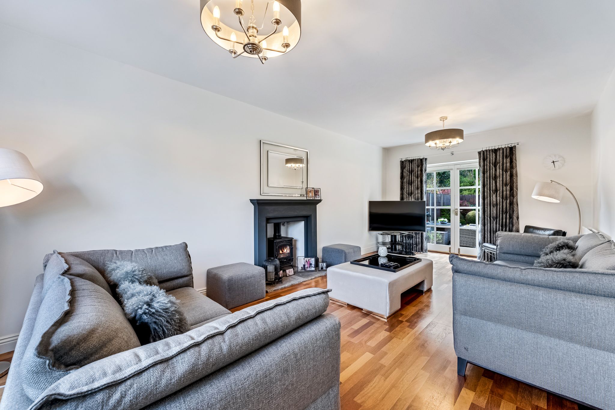 4 bedroom detached house Sale Agreed in Bolton - Photograph 13.