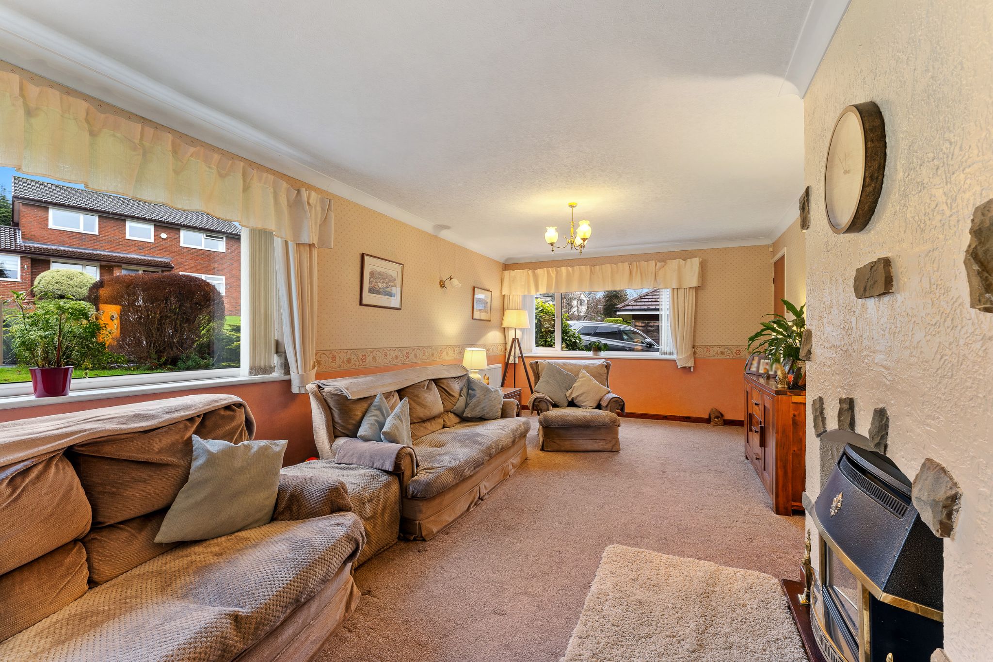 4 bedroom detached house For Sale in Bolton - Photograph 7.