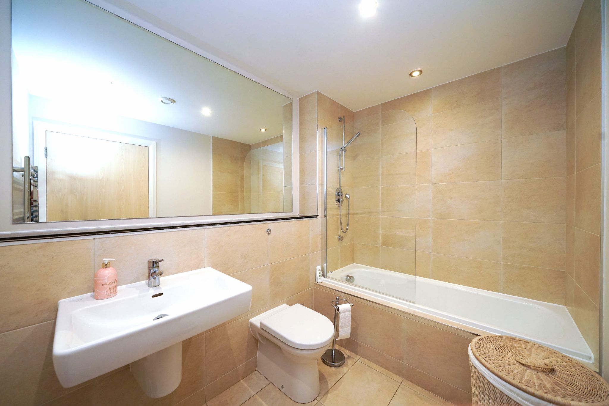 2 bedroom apartment flat/apartment For Sale in Bolton - Photograph 34.