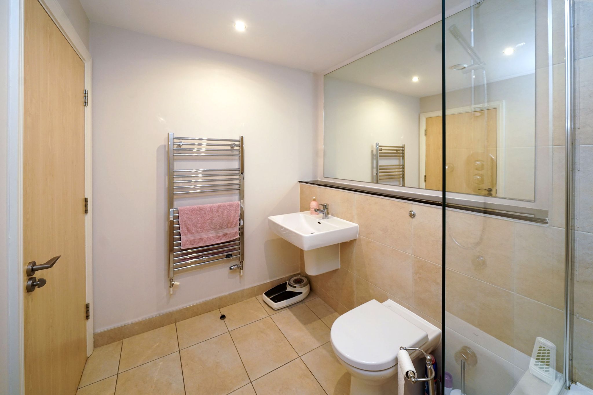 2 bedroom apartment flat/apartment For Sale in Bolton - Photograph 37.