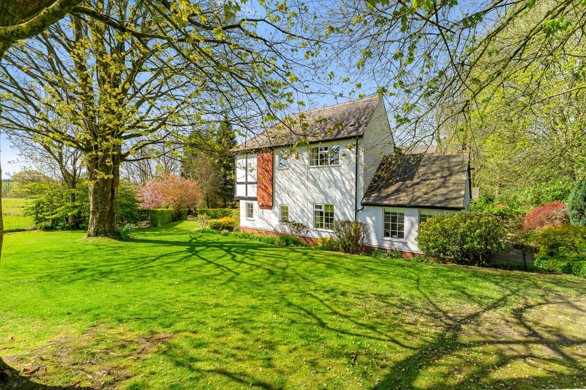 4 bedroom semi-detached house For Sale in Bolton - Photograph 28.