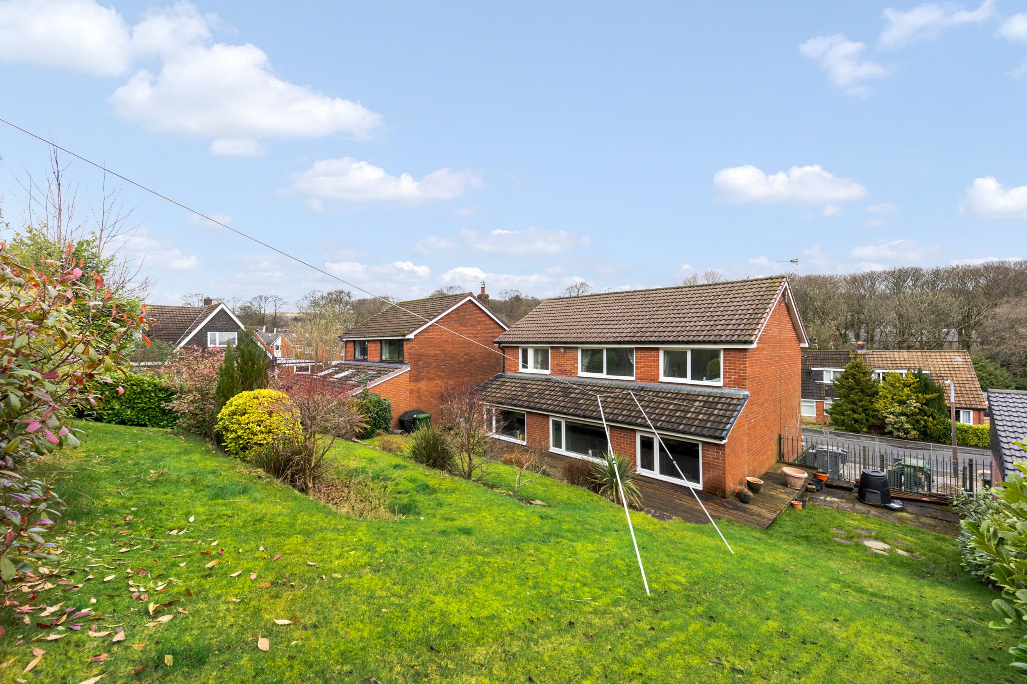4 bedroom link detached house Sale Agreed in Bolton - Photograph 32.