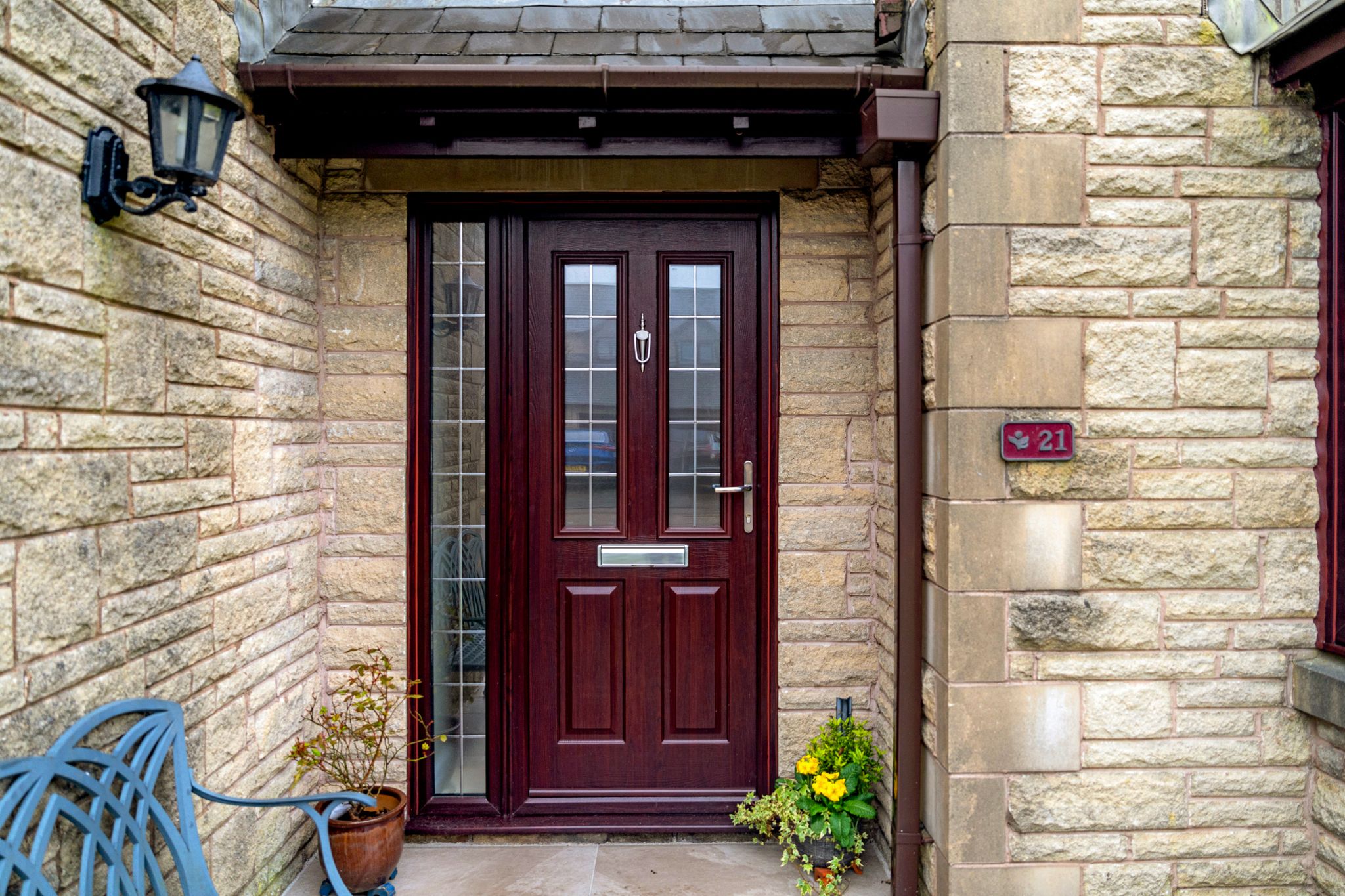 4 bedroom detached house Sale Agreed in Bolton - Photograph 4.