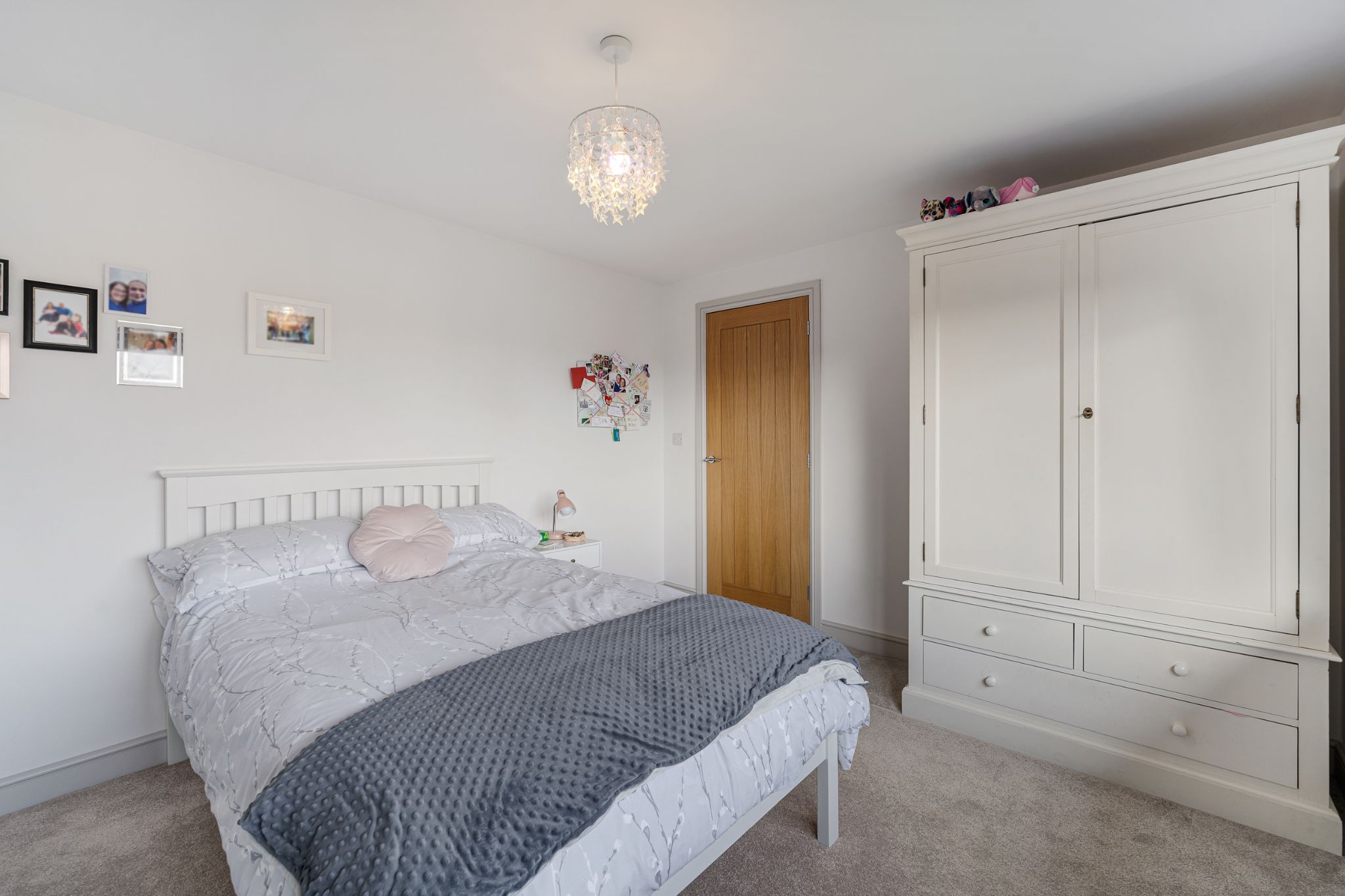 4 bedroom detached house For Sale in Bolton - Photograph 38.