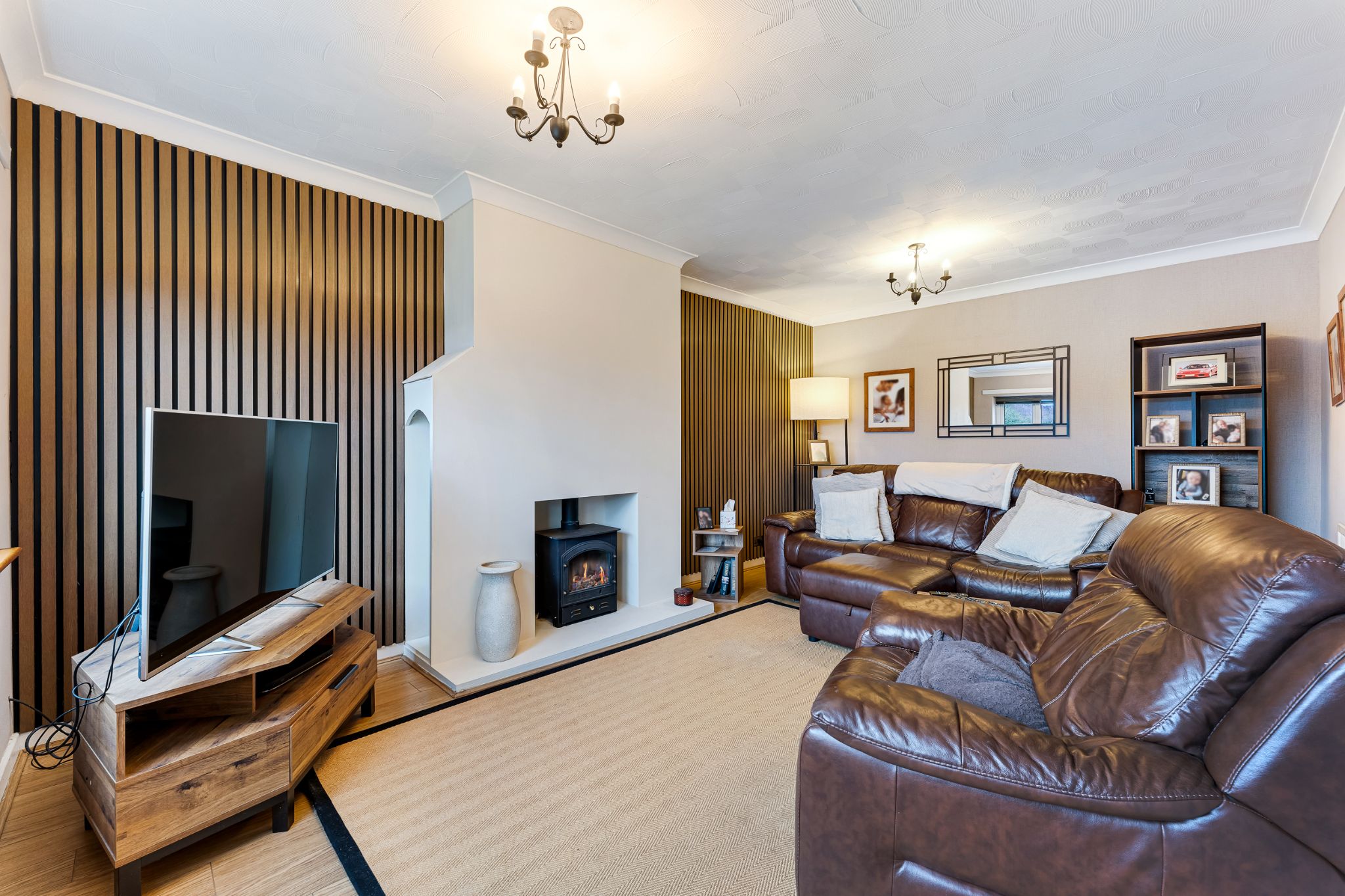 3 bedroom semi-detached house Sale Agreed in Bolton - Photograph 8.