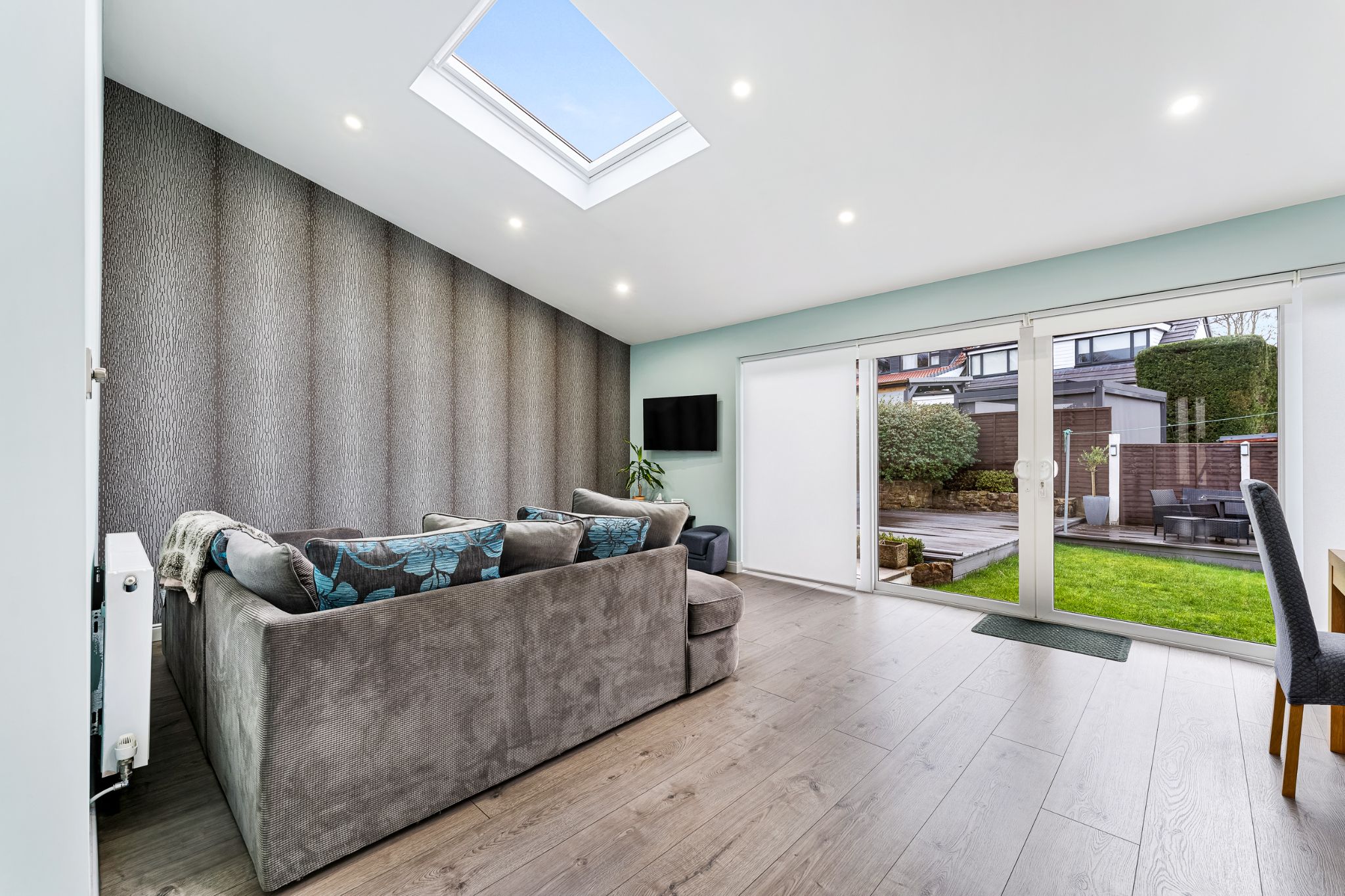 3 bedroom semi-detached house Sale Agreed in Bolton - Photograph 14.