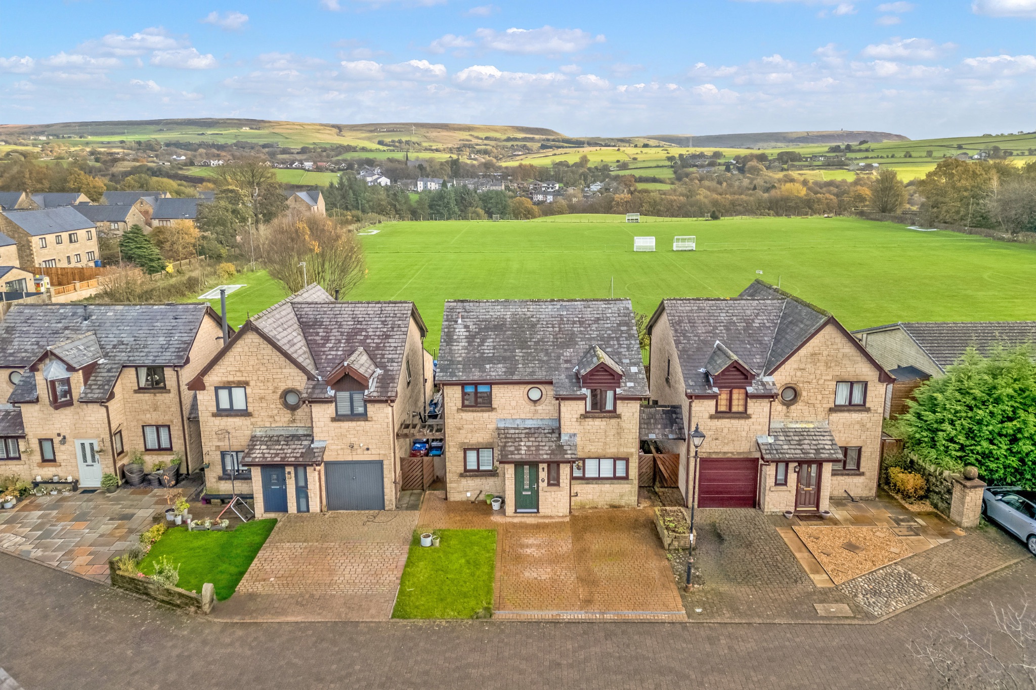 4 bedroom detached house Sale Agreed in Bolton - Photograph 63.