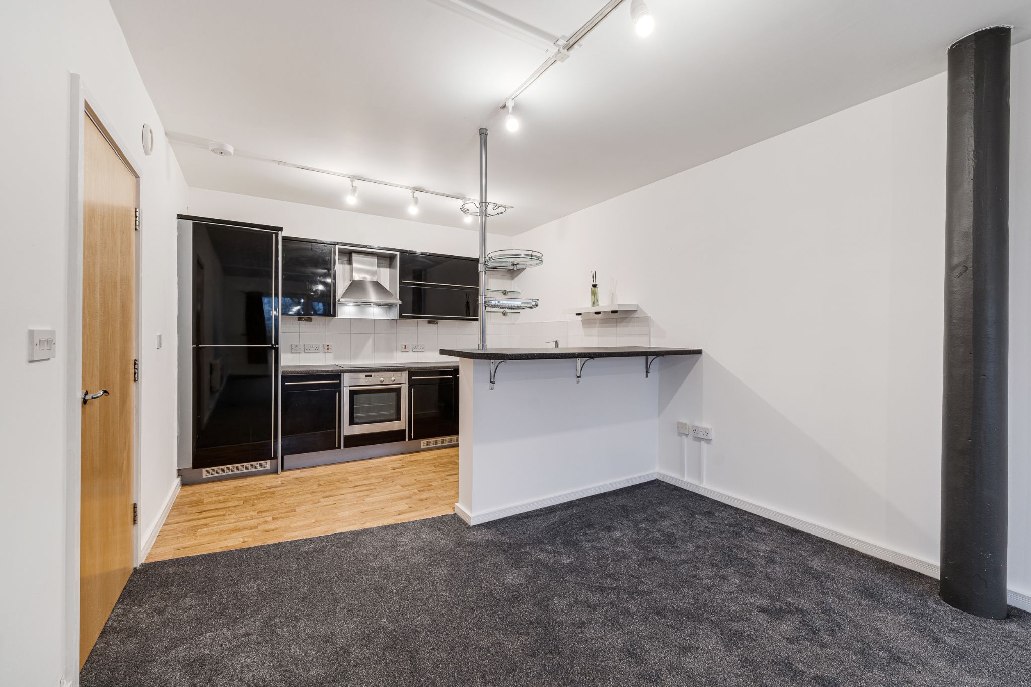 2 bedroom apartment flat/apartment Sale Agreed in Bolton - Photograph 7.