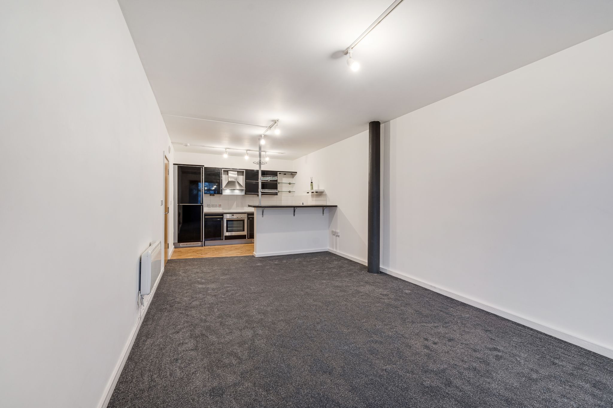 2 bedroom apartment flat/apartment Sale Agreed in Bolton - Photograph 6.