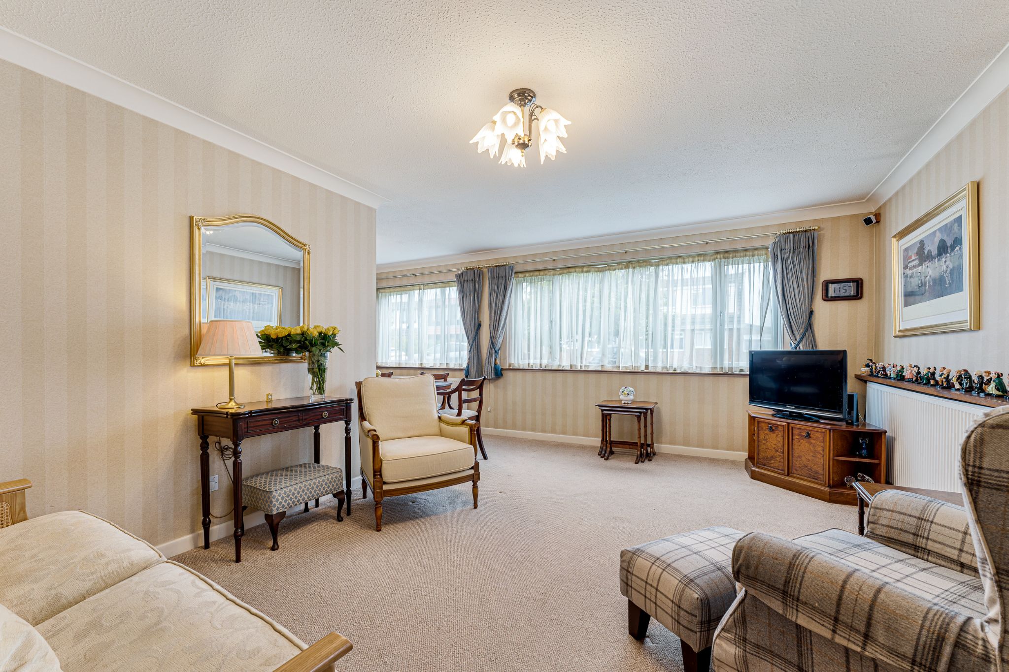 3 bedroom detached bungalow Sale Agreed in Bolton - Photograph 10.