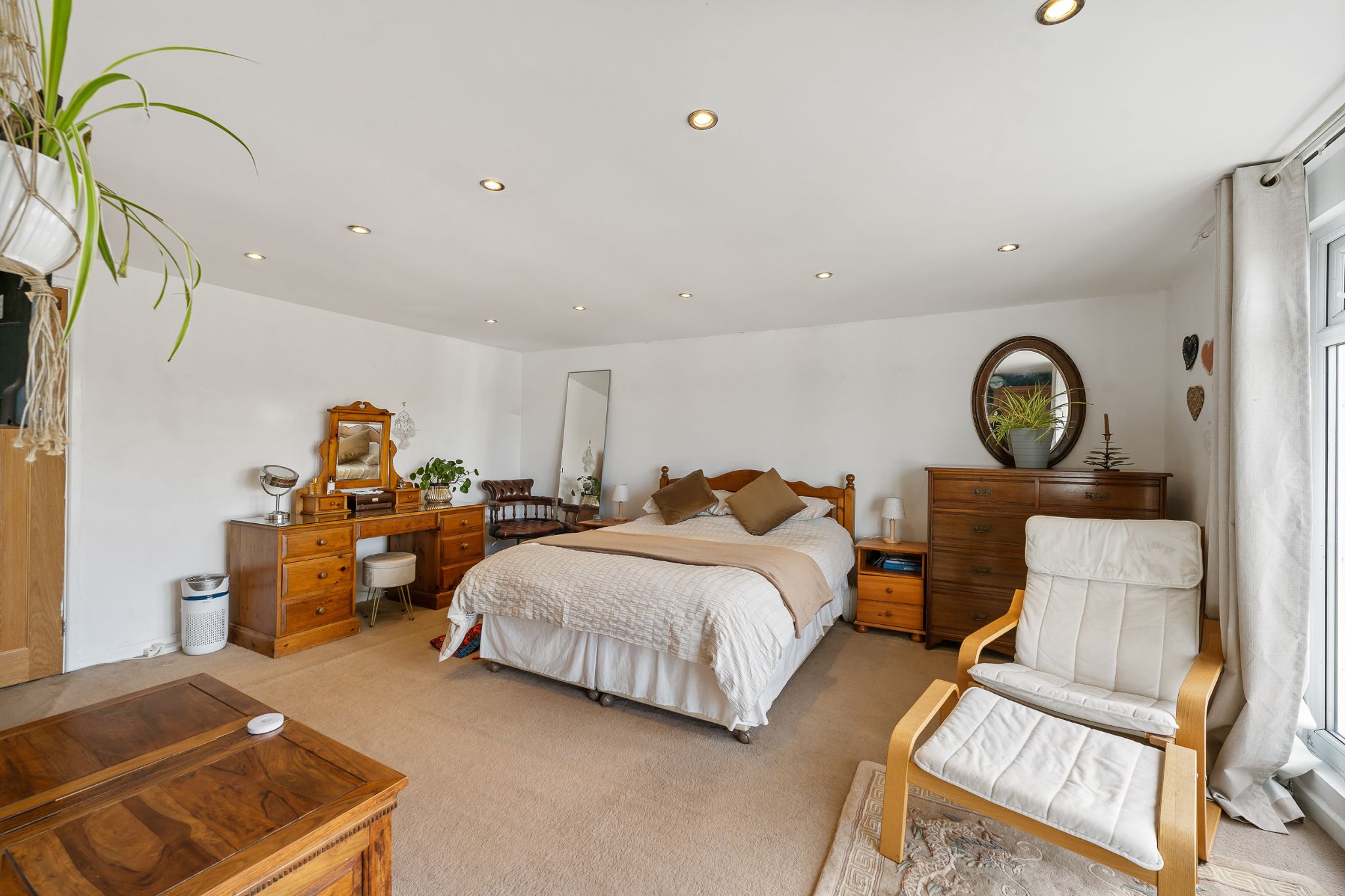 4 bedroom semi-detached dormer house Sale Agreed in Bolton - Photograph 11.