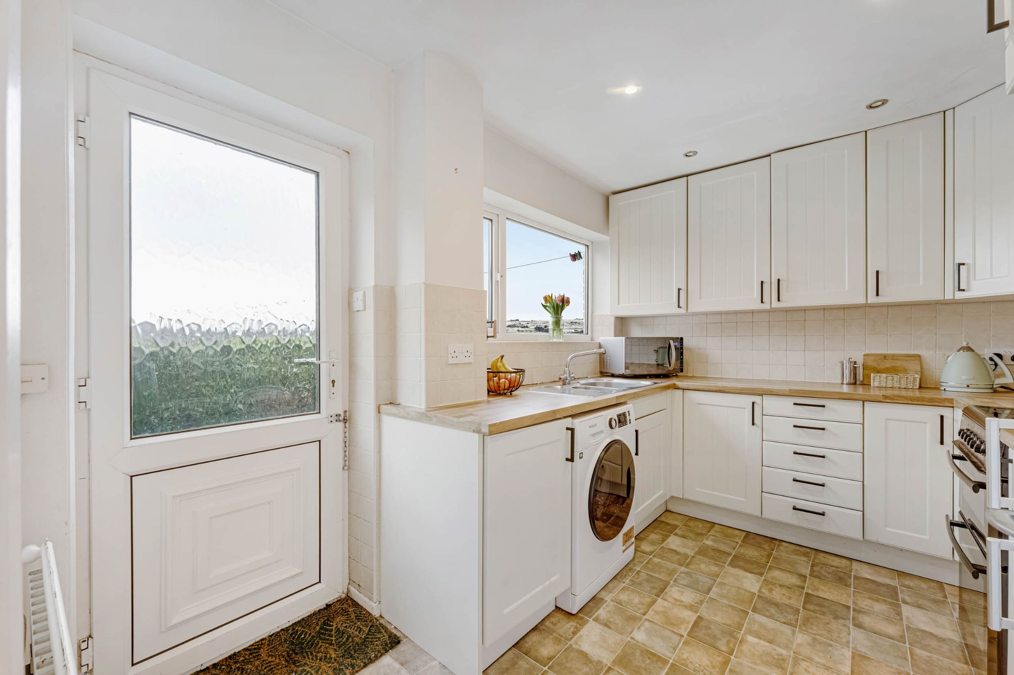3 bedroom detached house Sale Agreed in Bolton - Photograph 20.