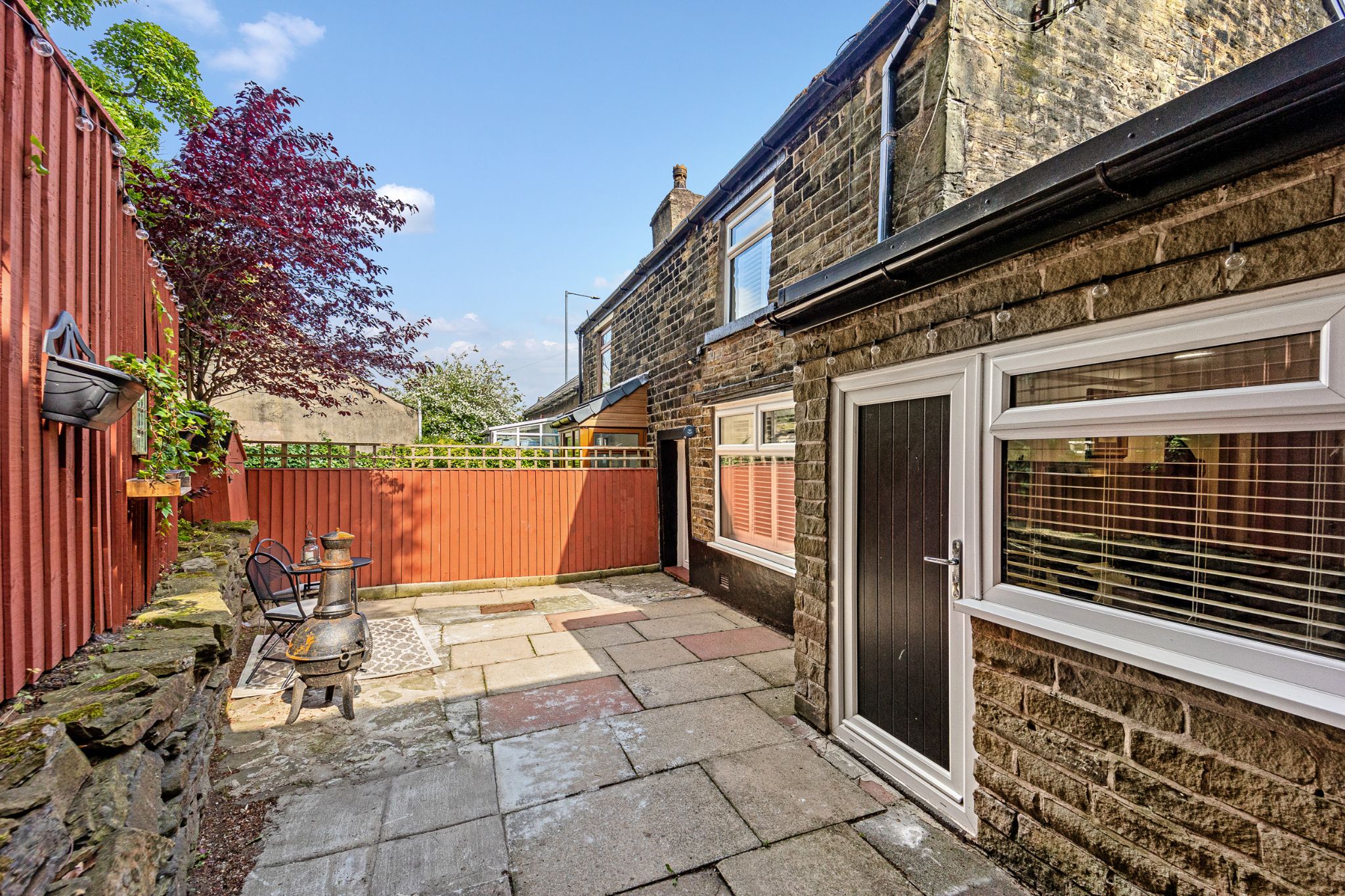 2 bedroom cottage house For Sale in Bolton - Photograph 43.