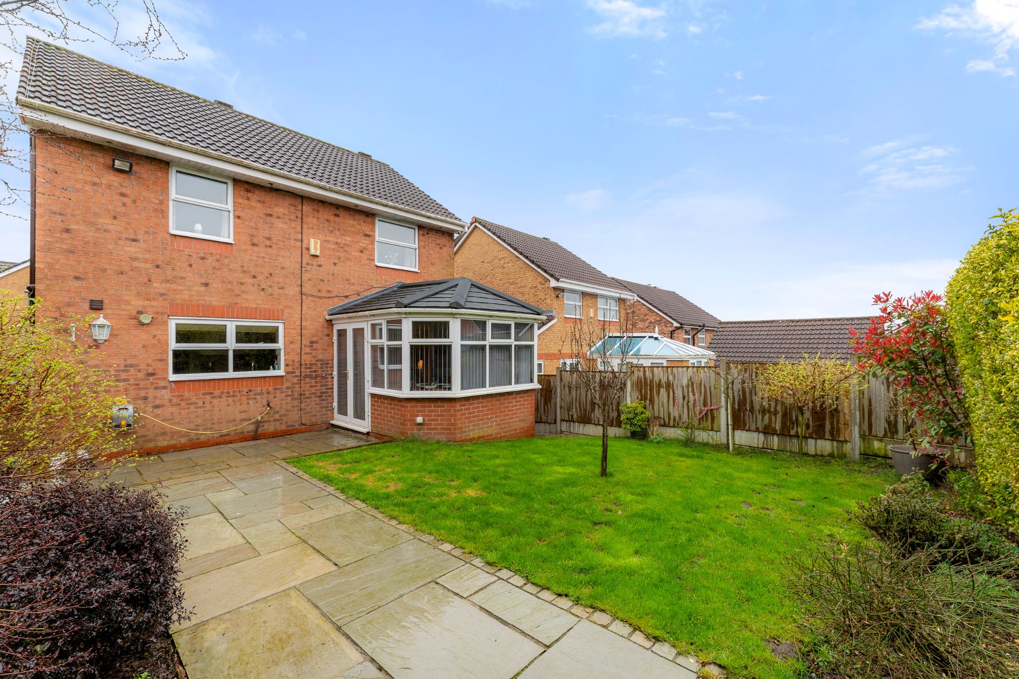 3 bedroom detached house Sale Agreed in Bolton - Photograph 34.