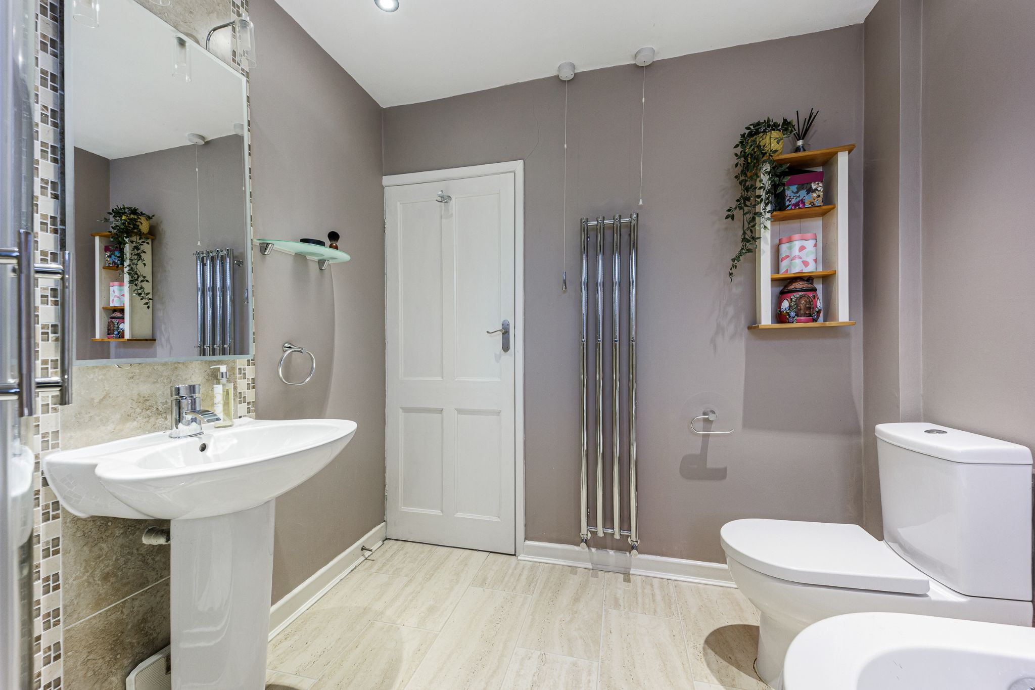 3 bedroom detached house Sale Agreed in Bolton - Photograph 29.
