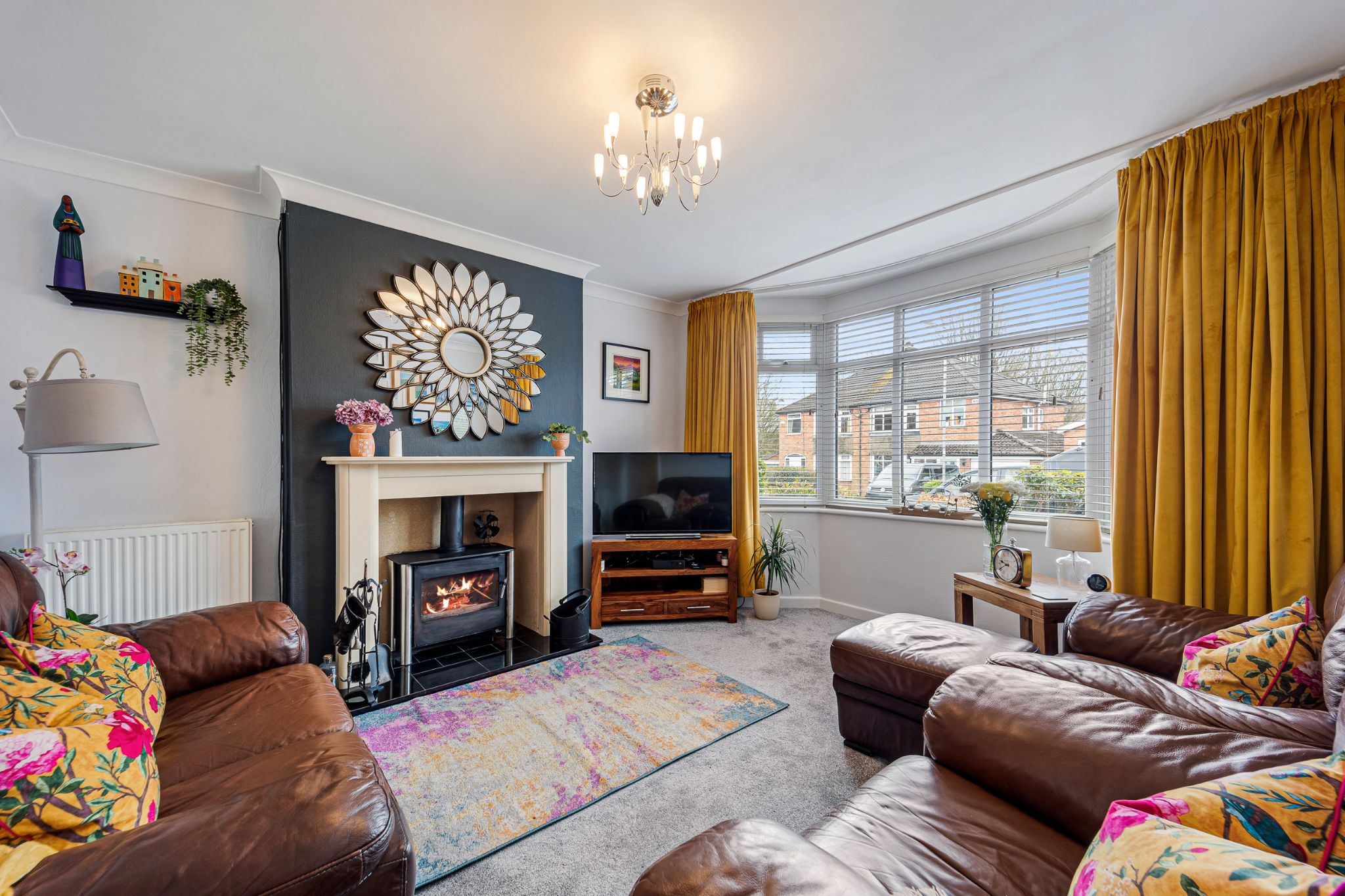 3 bedroom detached house Sale Agreed in Bolton - Photograph 22.