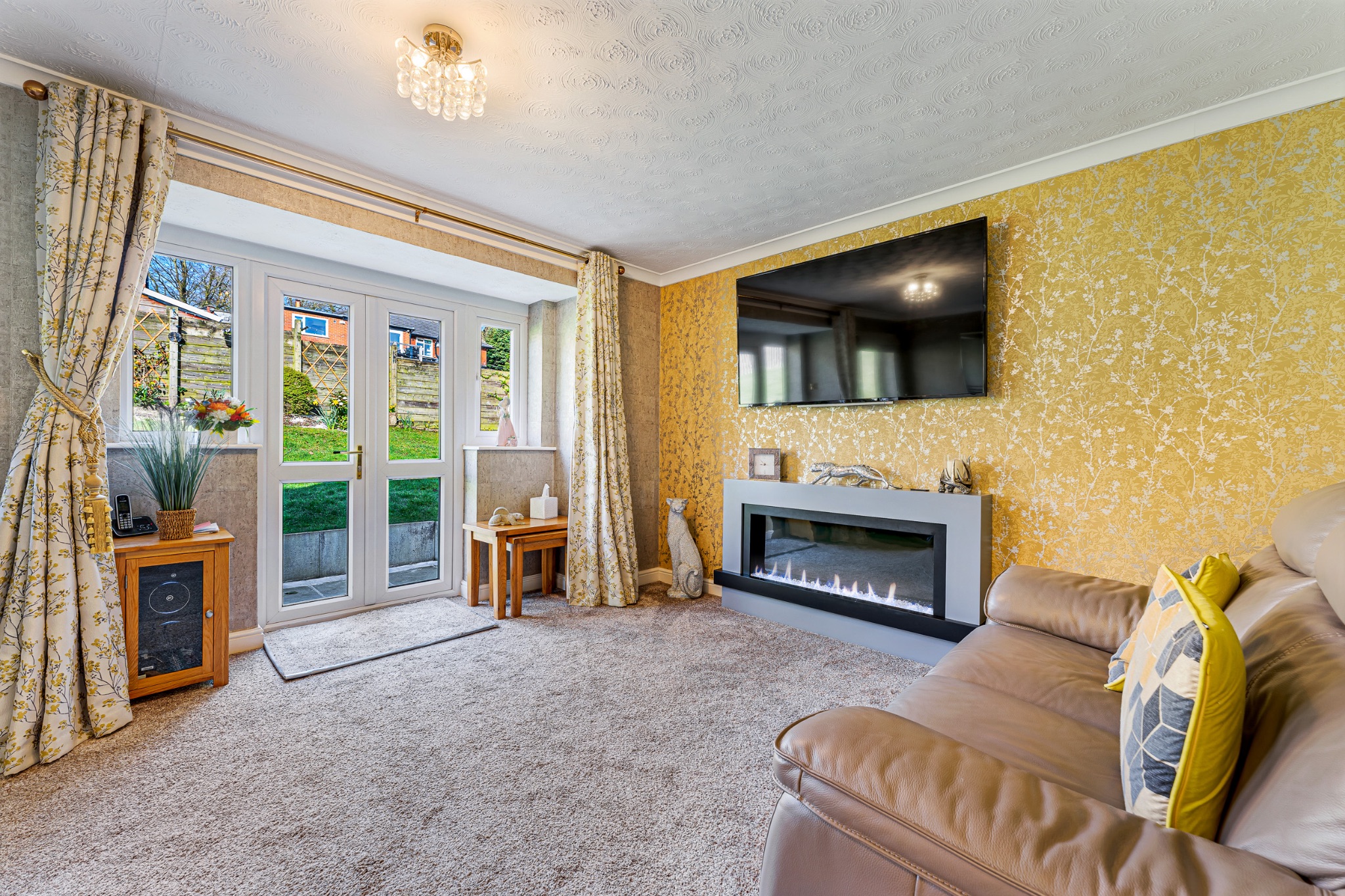 2 bedroom semi-detached bungalow Sale Agreed in Bolton - Photograph 19.