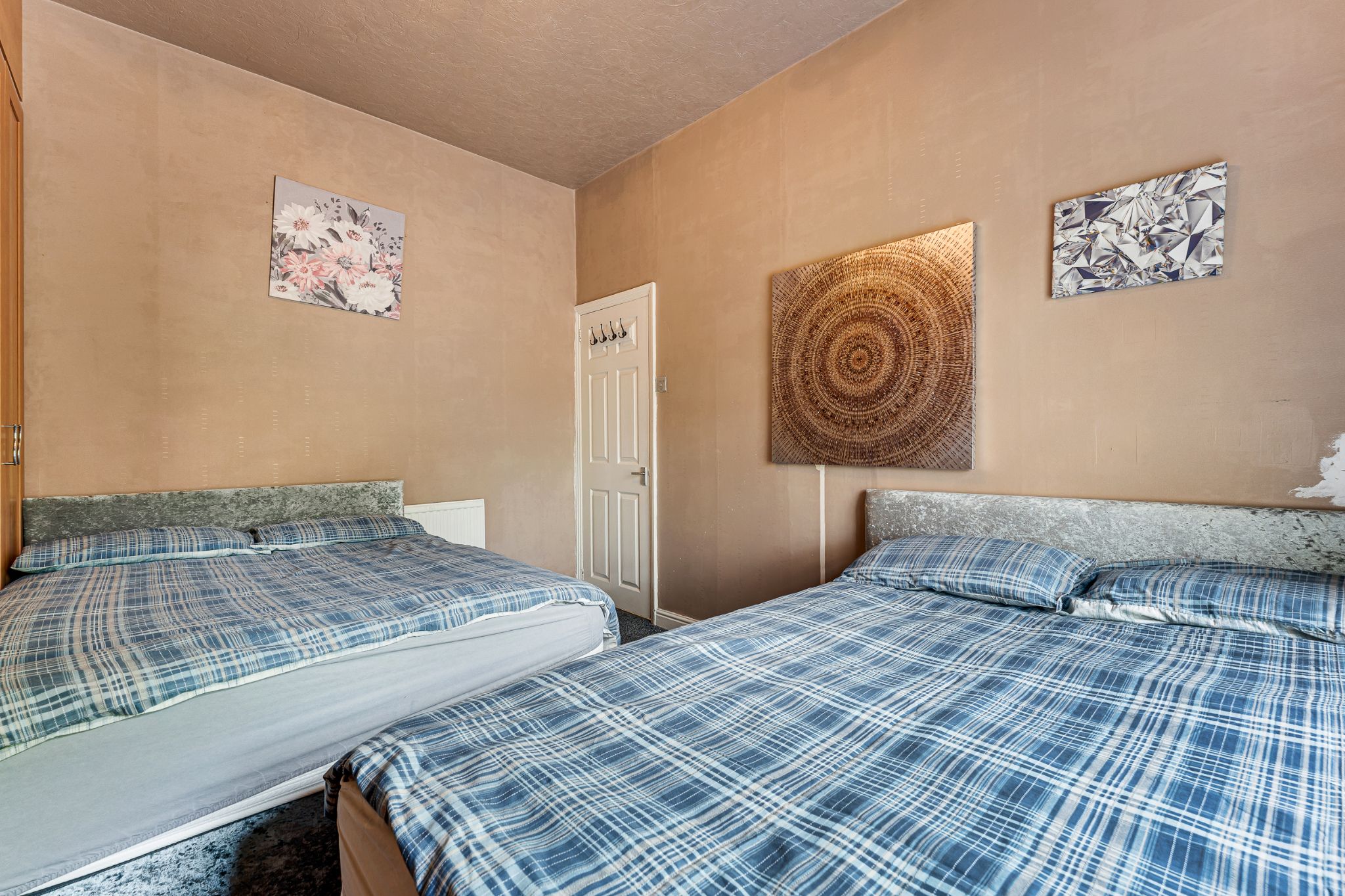 3 bedroom mid terraced house SSTC in Bolton - Photograph 15.