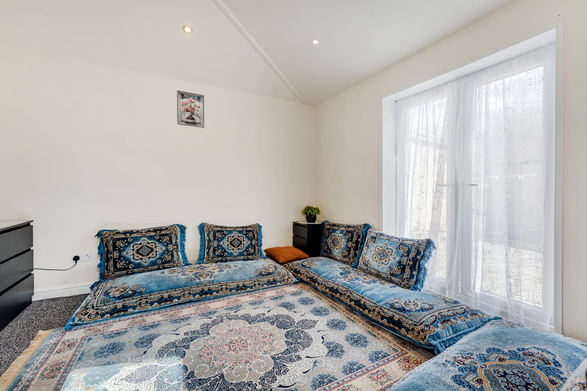 3 bedroom detached house For Sale in Bolton - Photograph 7.