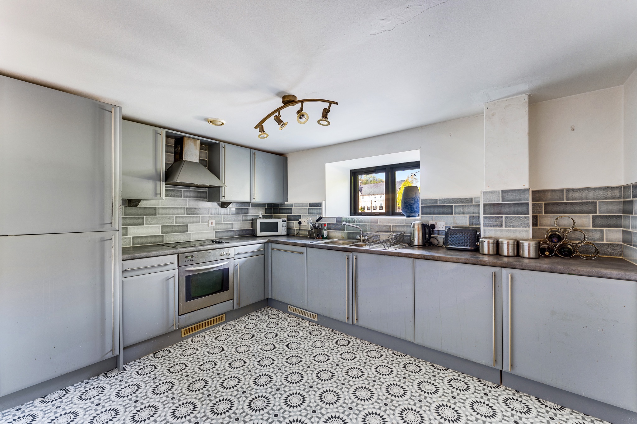 2 bedroom apartment flat/apartment For Sale in Bolton - Photograph 17.