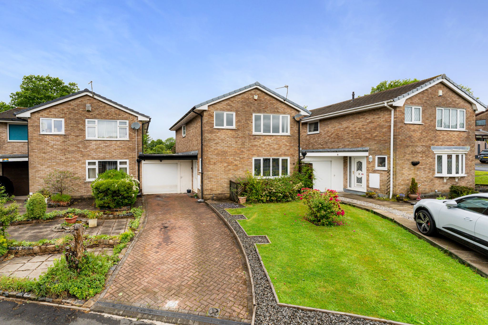 4 bedroom detached house Sale Agreed in Bolton - Photograph 2.