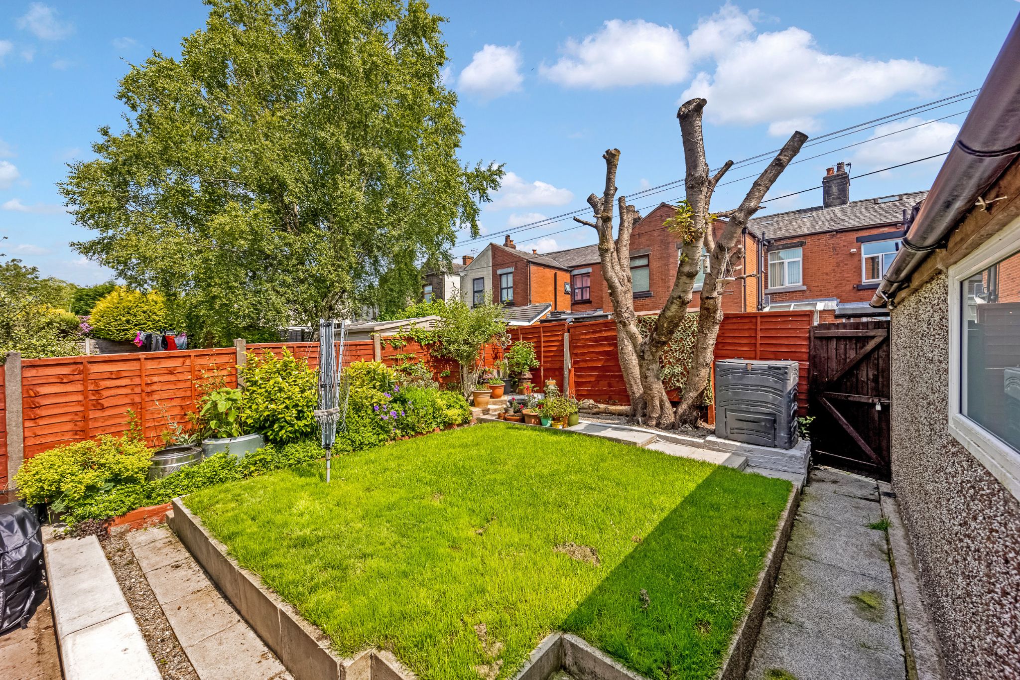 3 bedroom semi-detached house Sale Agreed in Bolton - Photograph 32.