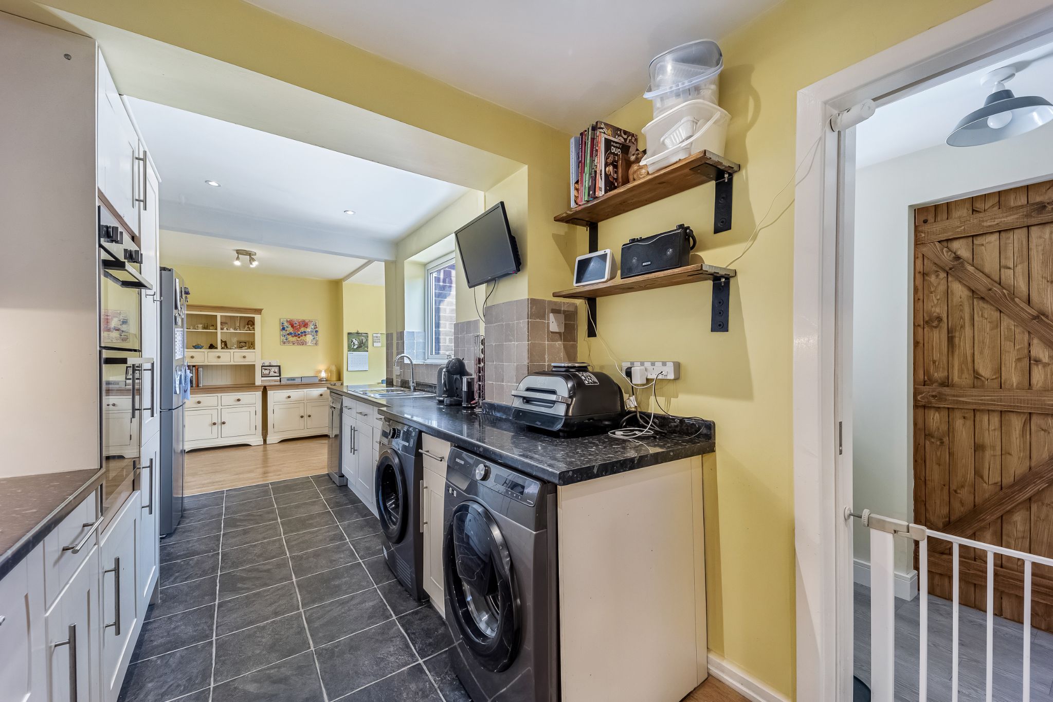 3 bedroom semi-detached house Sale Agreed in Bolton - Photograph 18.