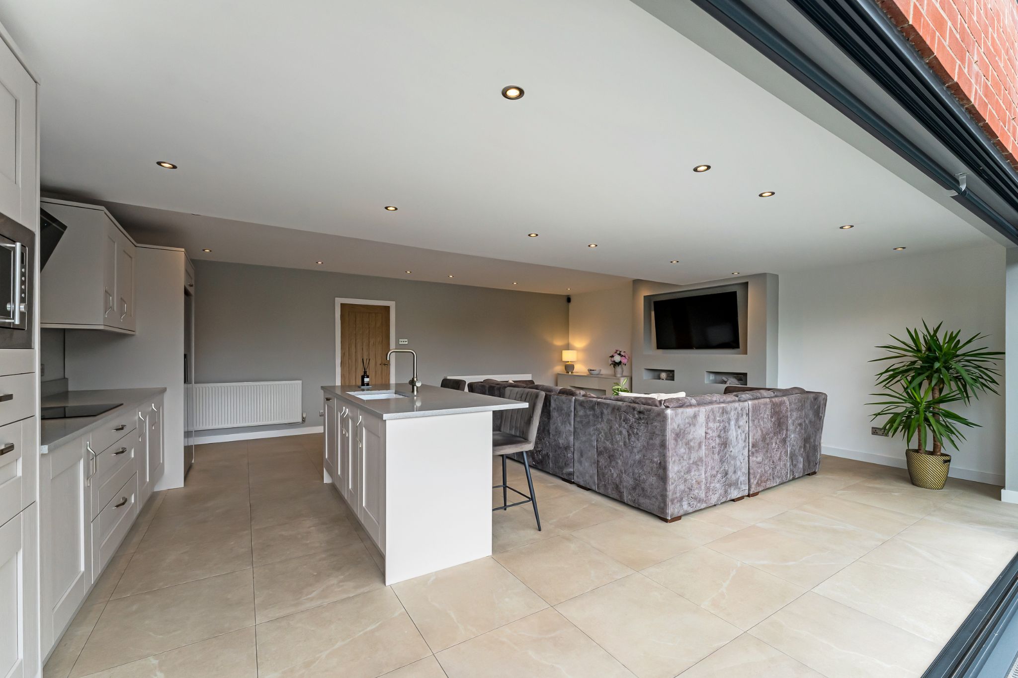 3 bedroom detached house SSTC in Bolton - Photograph 23.