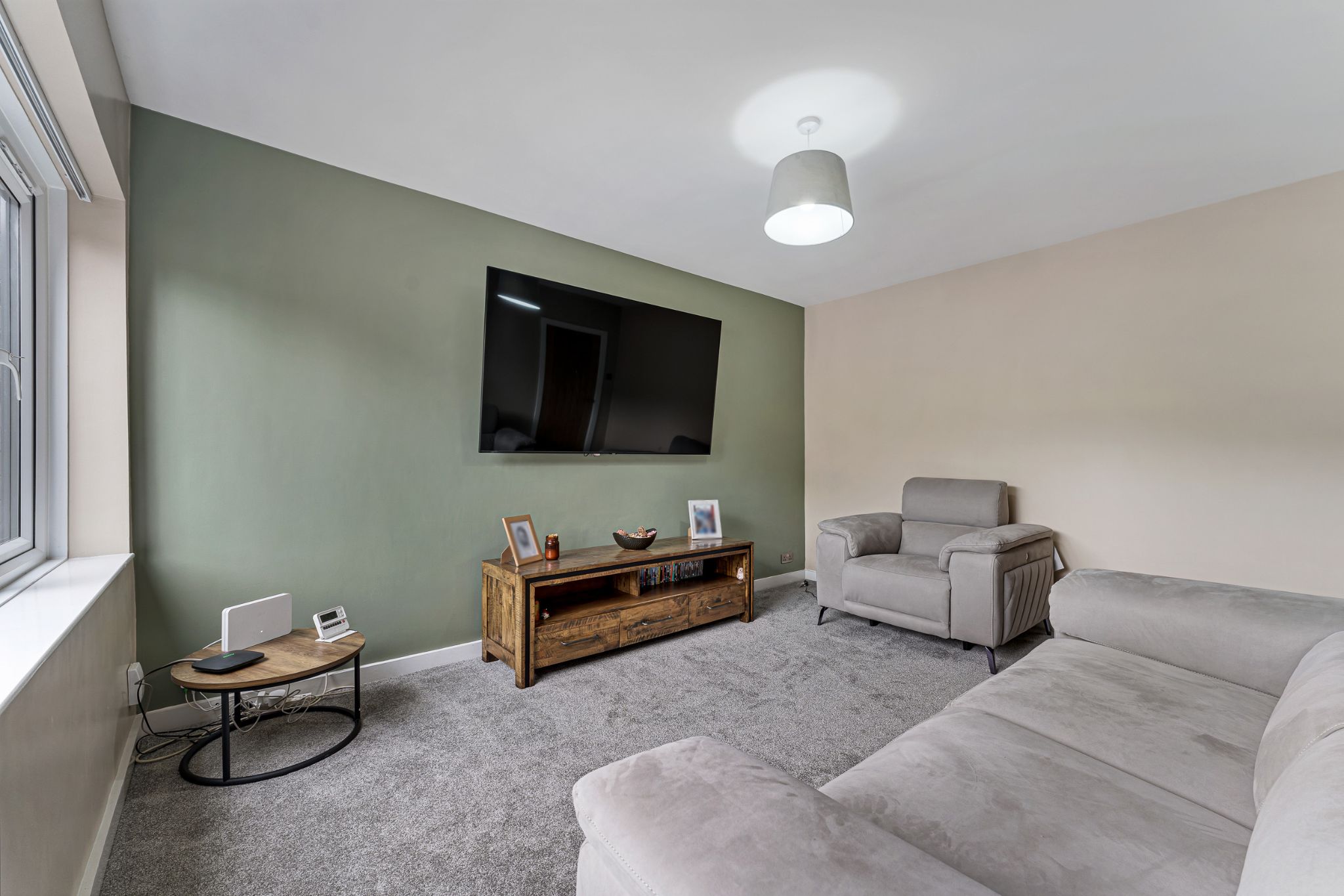 3 bedroom detached house SSTC in Bolton - Photograph 6.