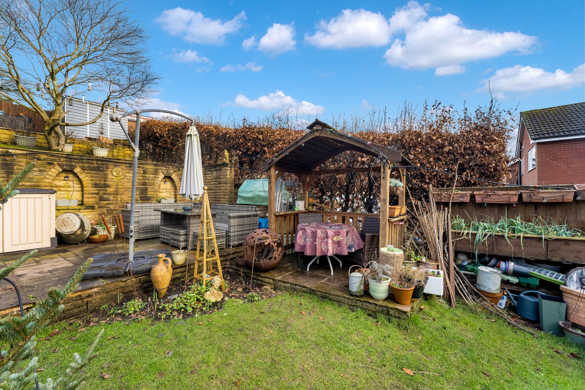 3 bedroom detached house Sale Agreed in Bolton - Photograph 45.