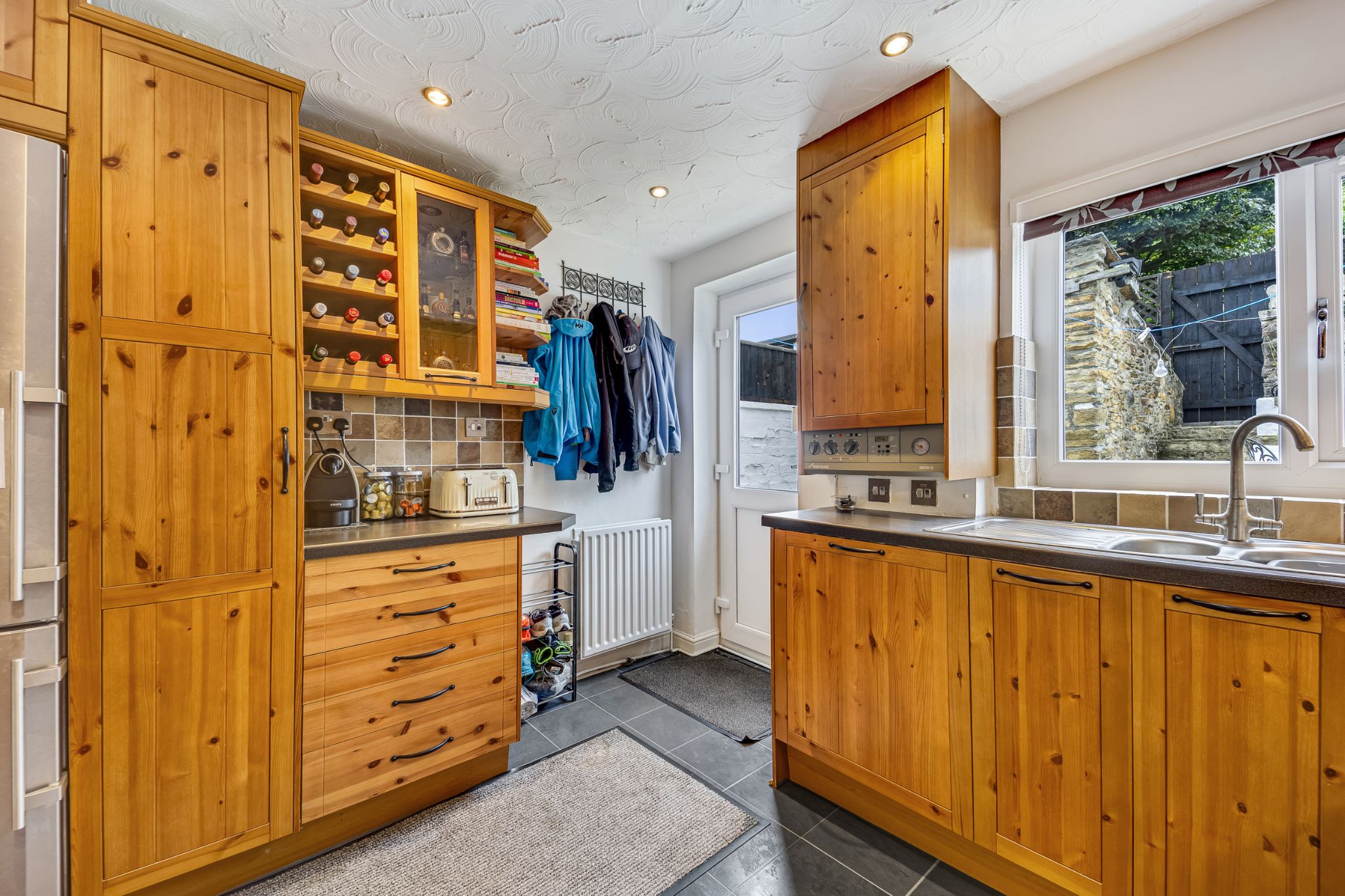 2 bedroom cottage house Sale Agreed in Bolton - Photograph 9.
