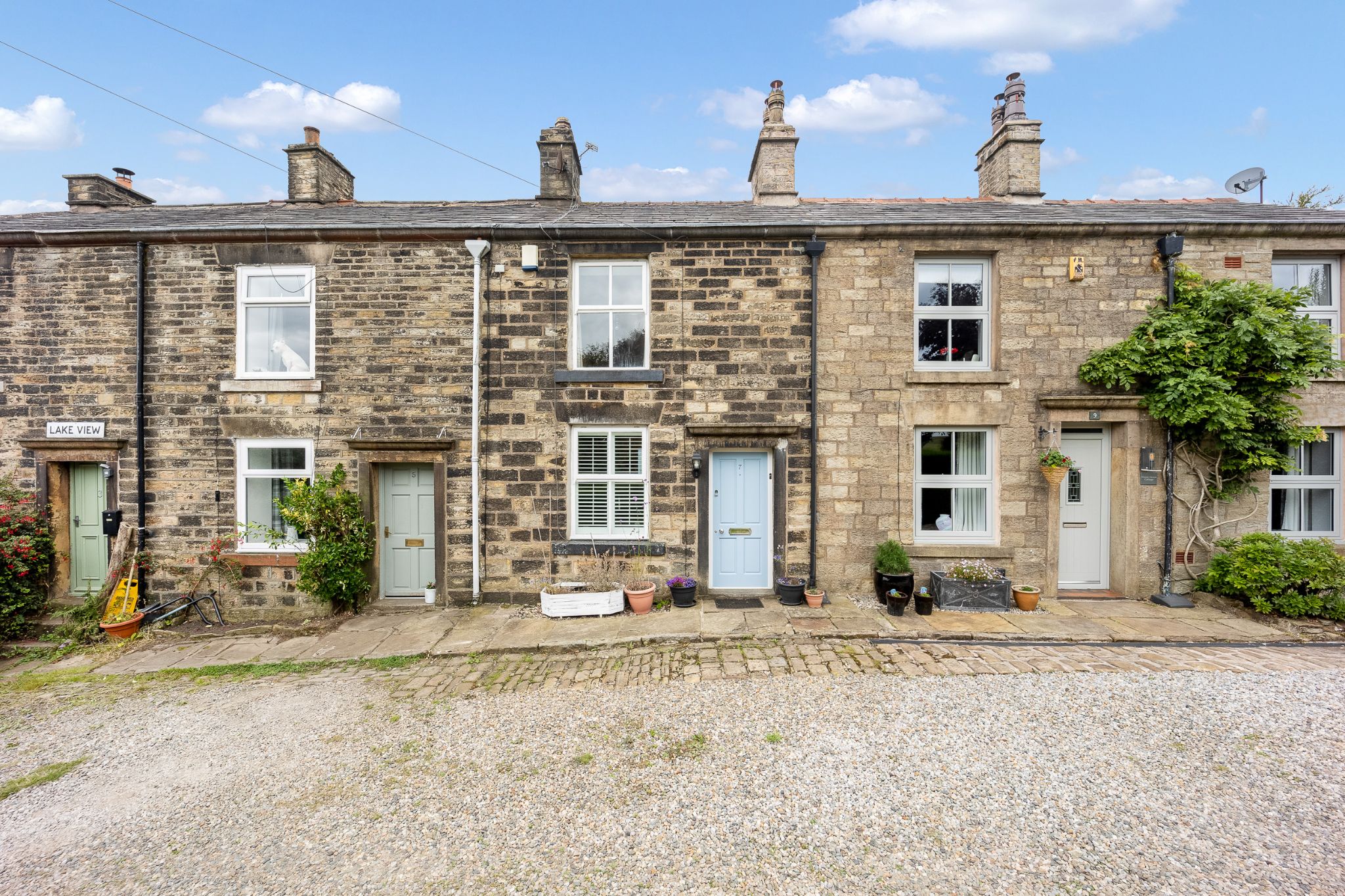 2 bedroom cottage house Sale Agreed in Bolton - Photograph 1.