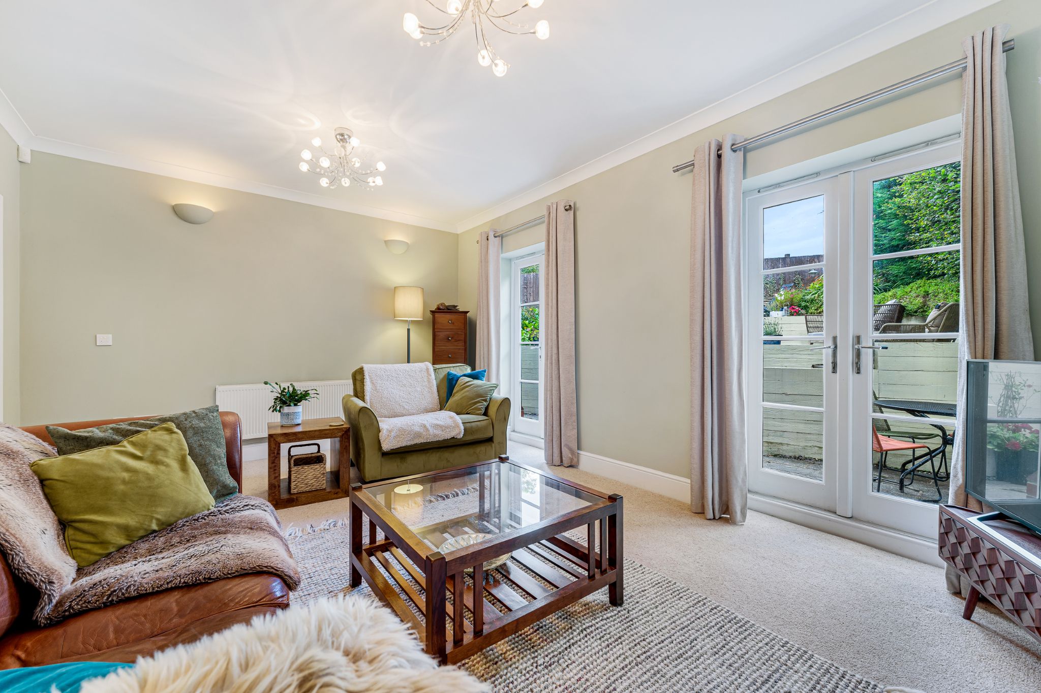 5 bedroom detached house Sale Agreed in Bolton - Photograph 8.