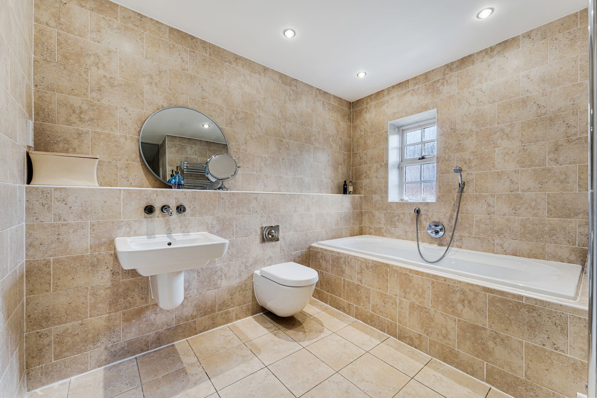 5 bedroom detached house Sale Agreed in Bolton - Photograph 31.