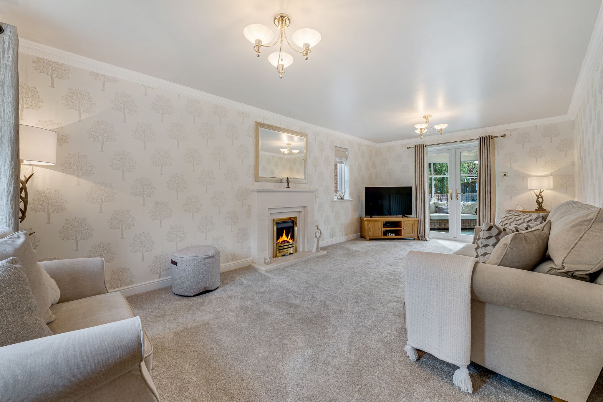 4 bedroom detached house Sale Agreed in Bolton - Photograph 9.