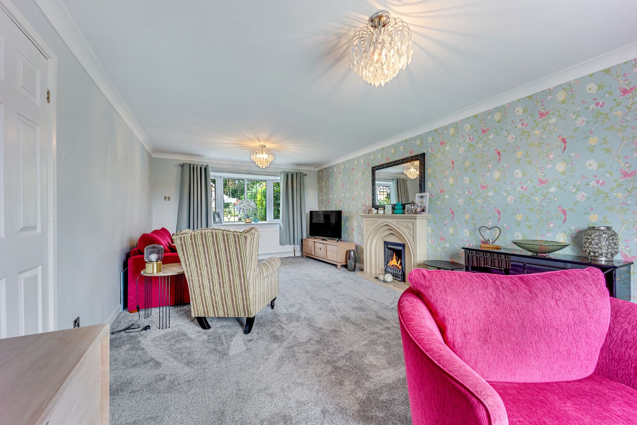 4 bedroom detached house Sale Agreed in Bolton - Photograph 10.