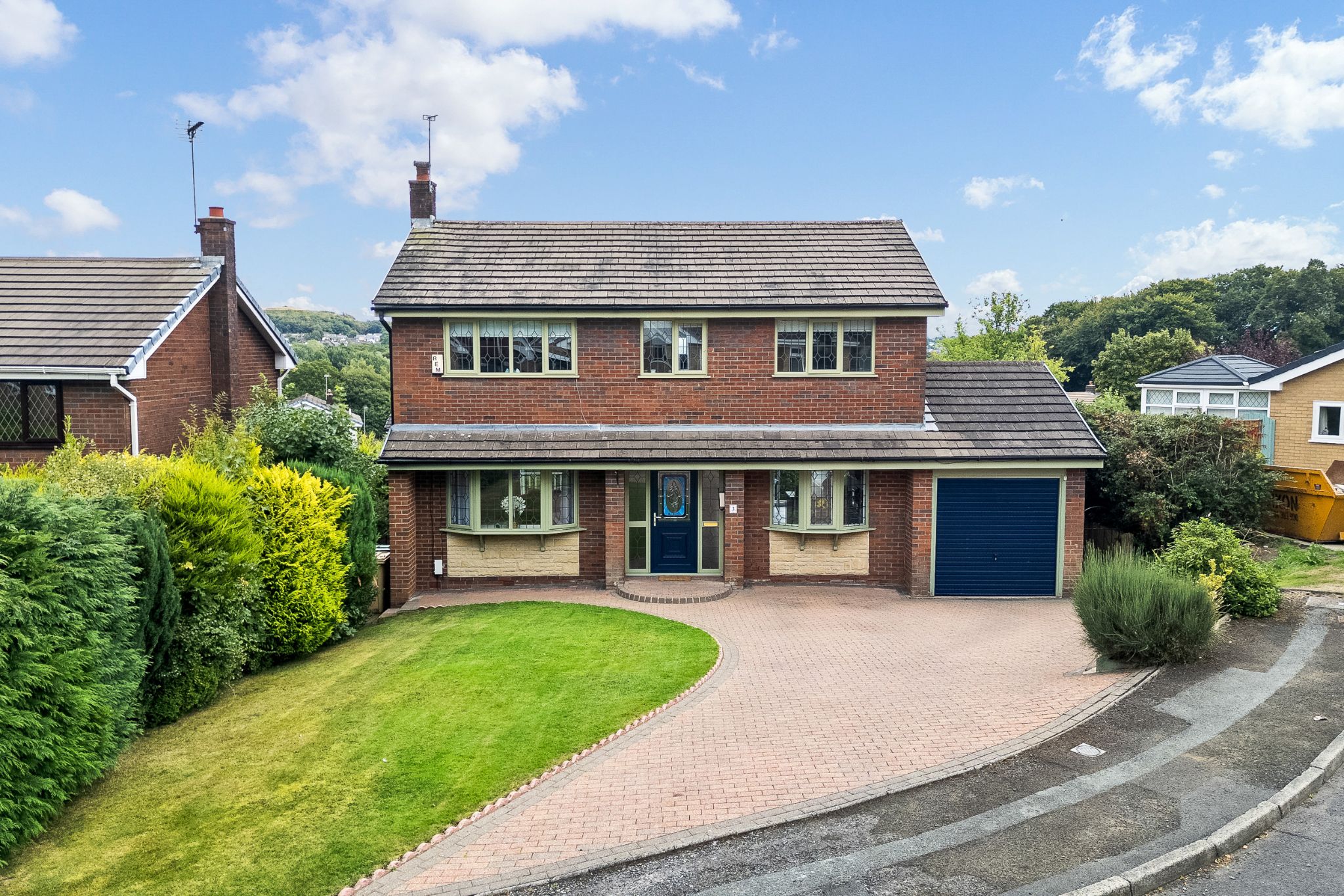 4 bedroom detached house Sale Agreed in Bolton - Photograph 2.