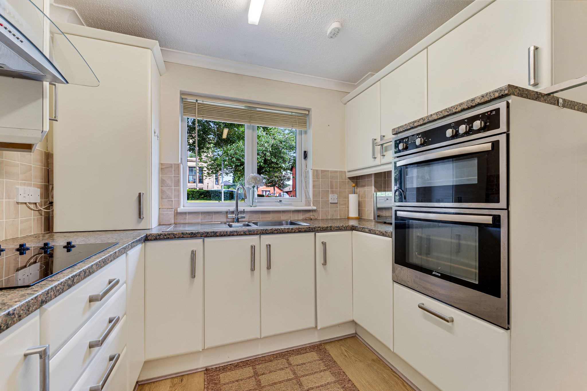 2 bedroom semi-detached bungalow Sale Agreed in Bolton - Photograph 8.