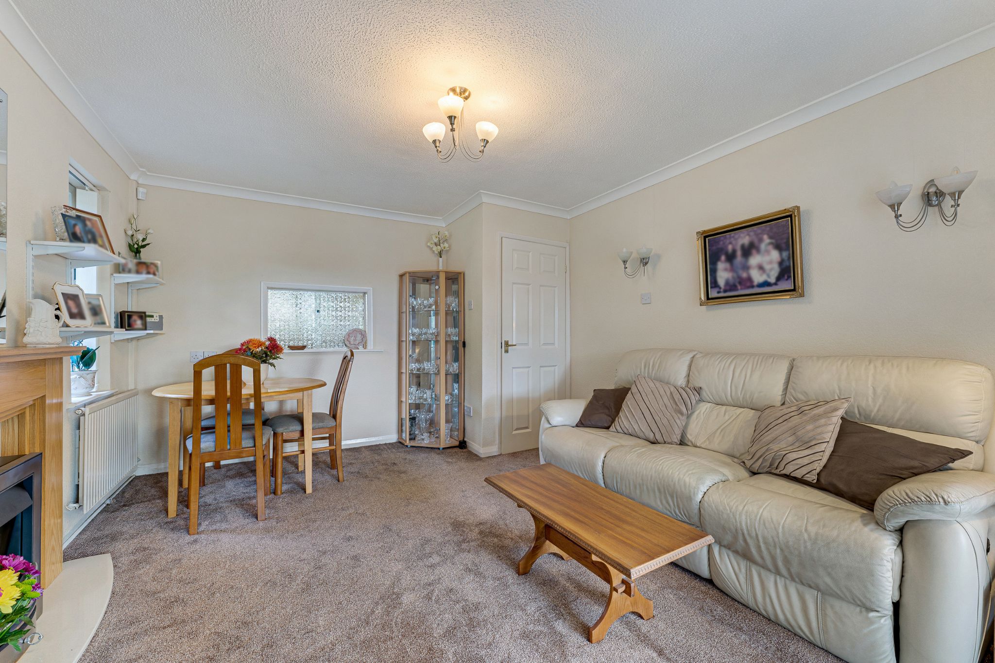 2 bedroom semi-detached bungalow Sale Agreed in Bolton - Photograph 4.