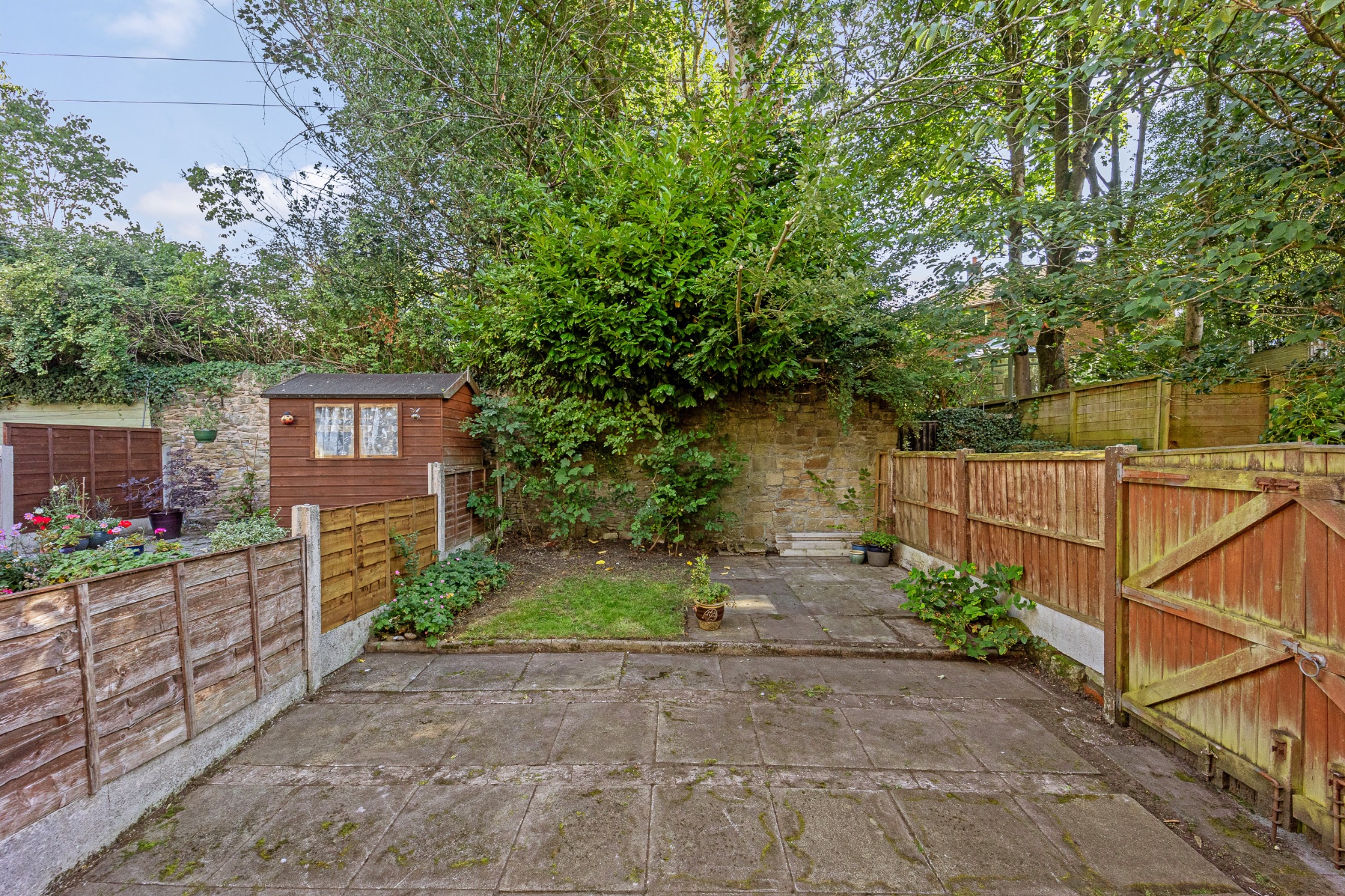2 bedroom end terraced house Sale Agreed in Bolton - Photograph 17.