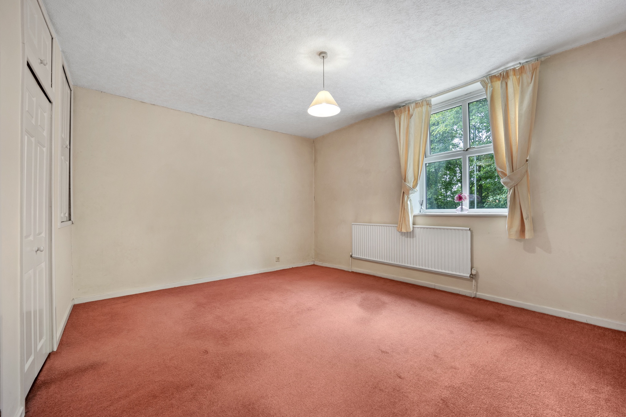 2 bedroom end terraced house Sale Agreed in Bolton - Photograph 2.