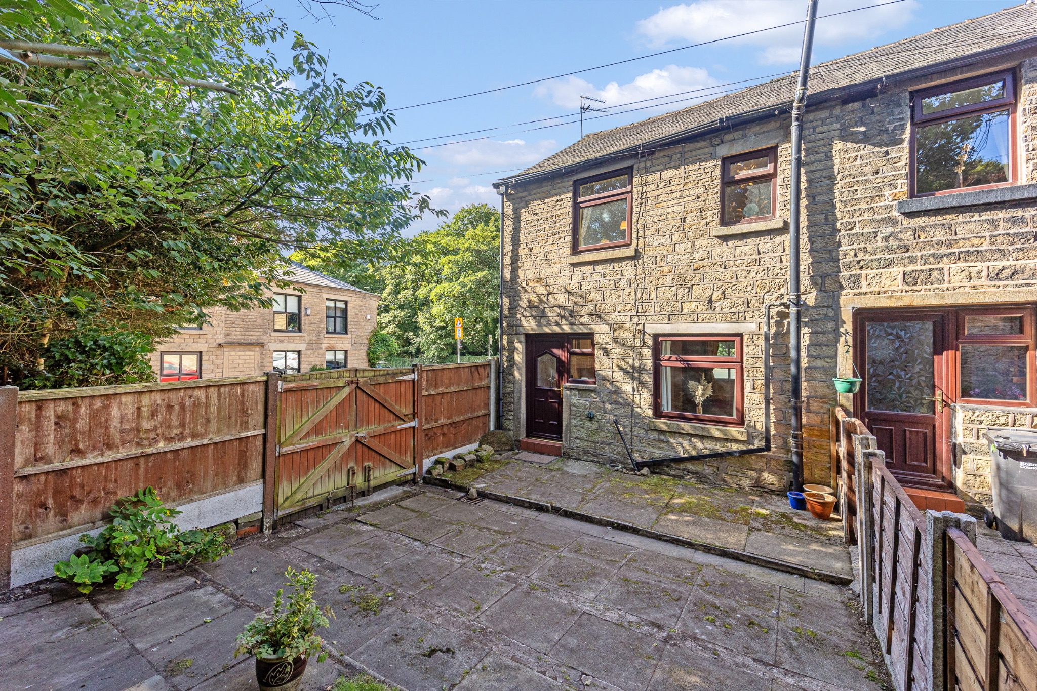 2 bedroom end terraced house Sale Agreed in Bolton - Photograph 19.