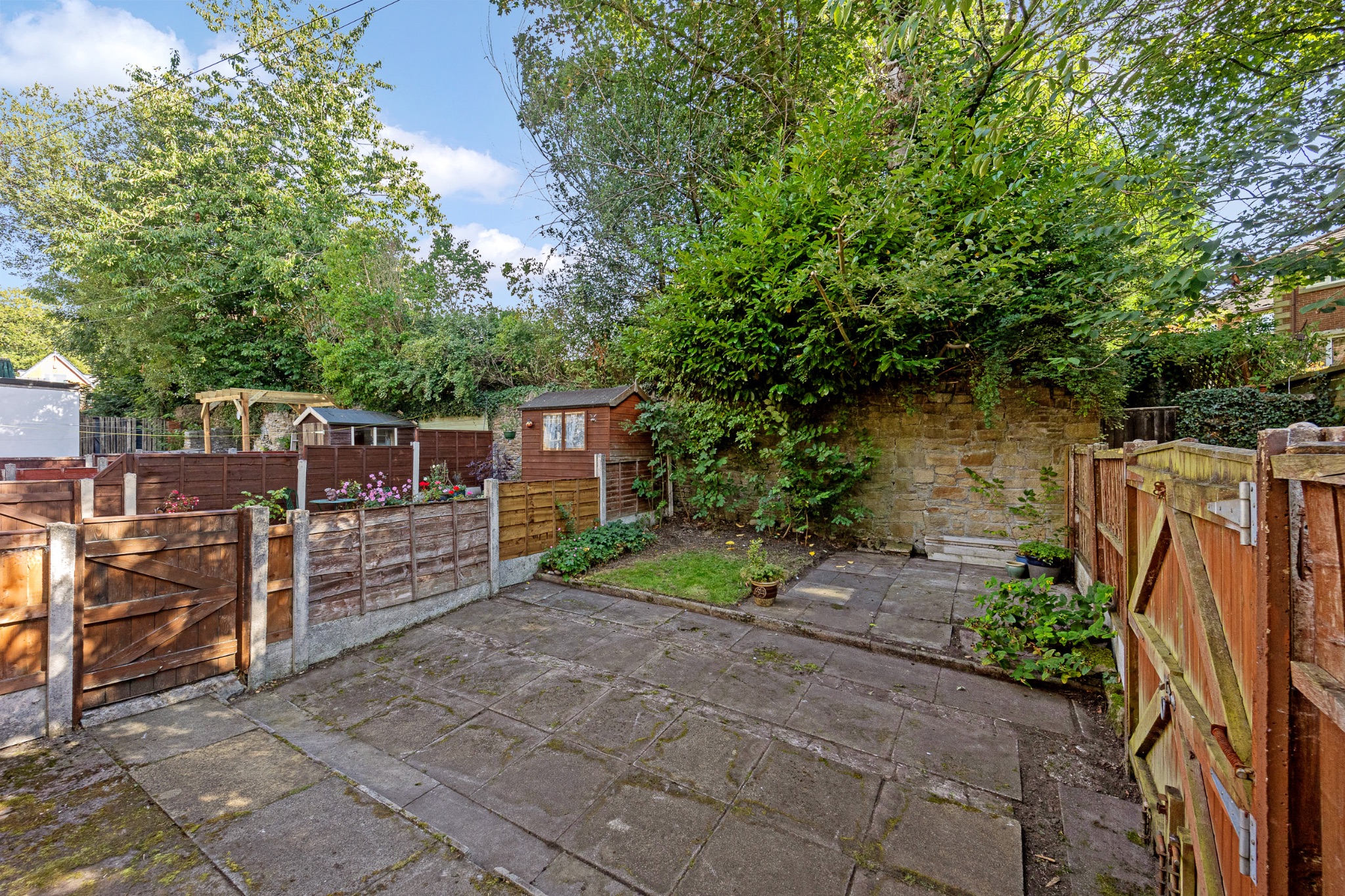 2 bedroom end terraced house Sale Agreed in Bolton - Photograph 25.