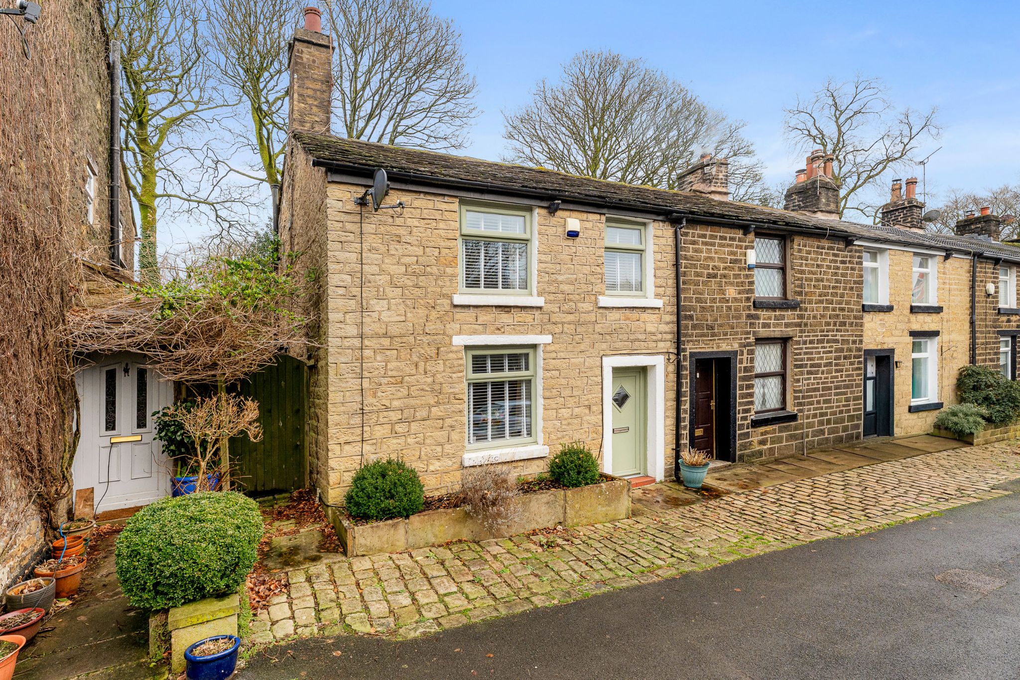 2 bedroom end terraced house Sale Agreed in Bolton - Photograph 1.