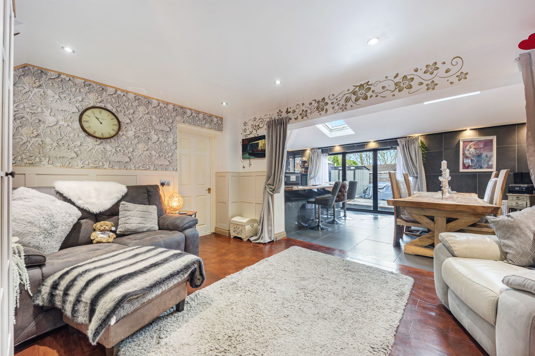 4 bedroom semi-detached house For Sale in Bolton - Photograph 4.
