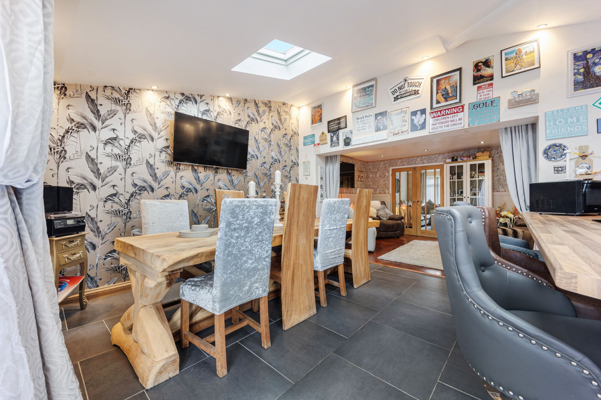 4 bedroom semi-detached house For Sale in Bolton - Photograph 8.