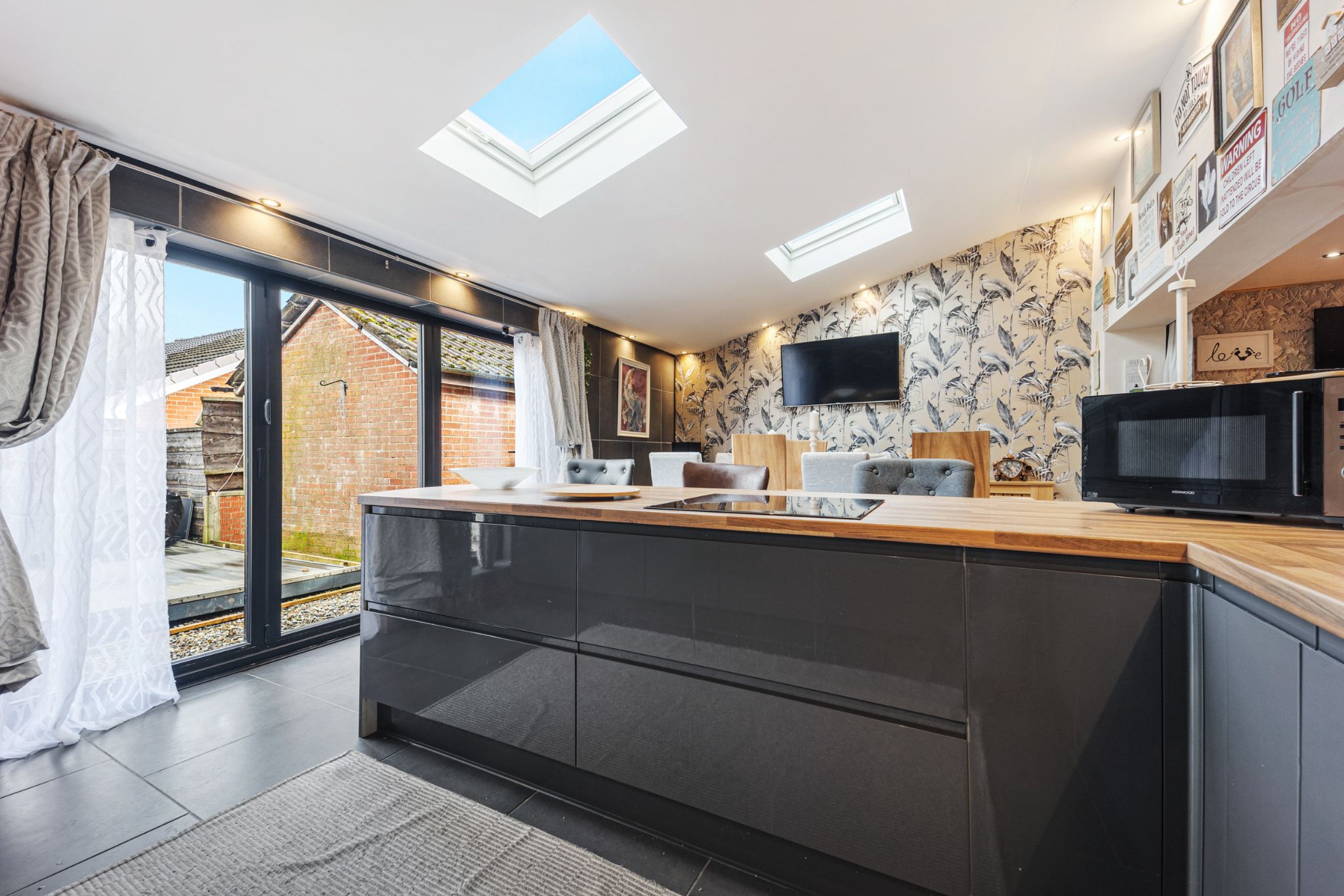 4 bedroom semi-detached house For Sale in Bolton - Photograph 12.